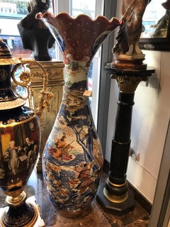 Pair of Japanese Porcelain Vases Featuring Depictions of Samurai
