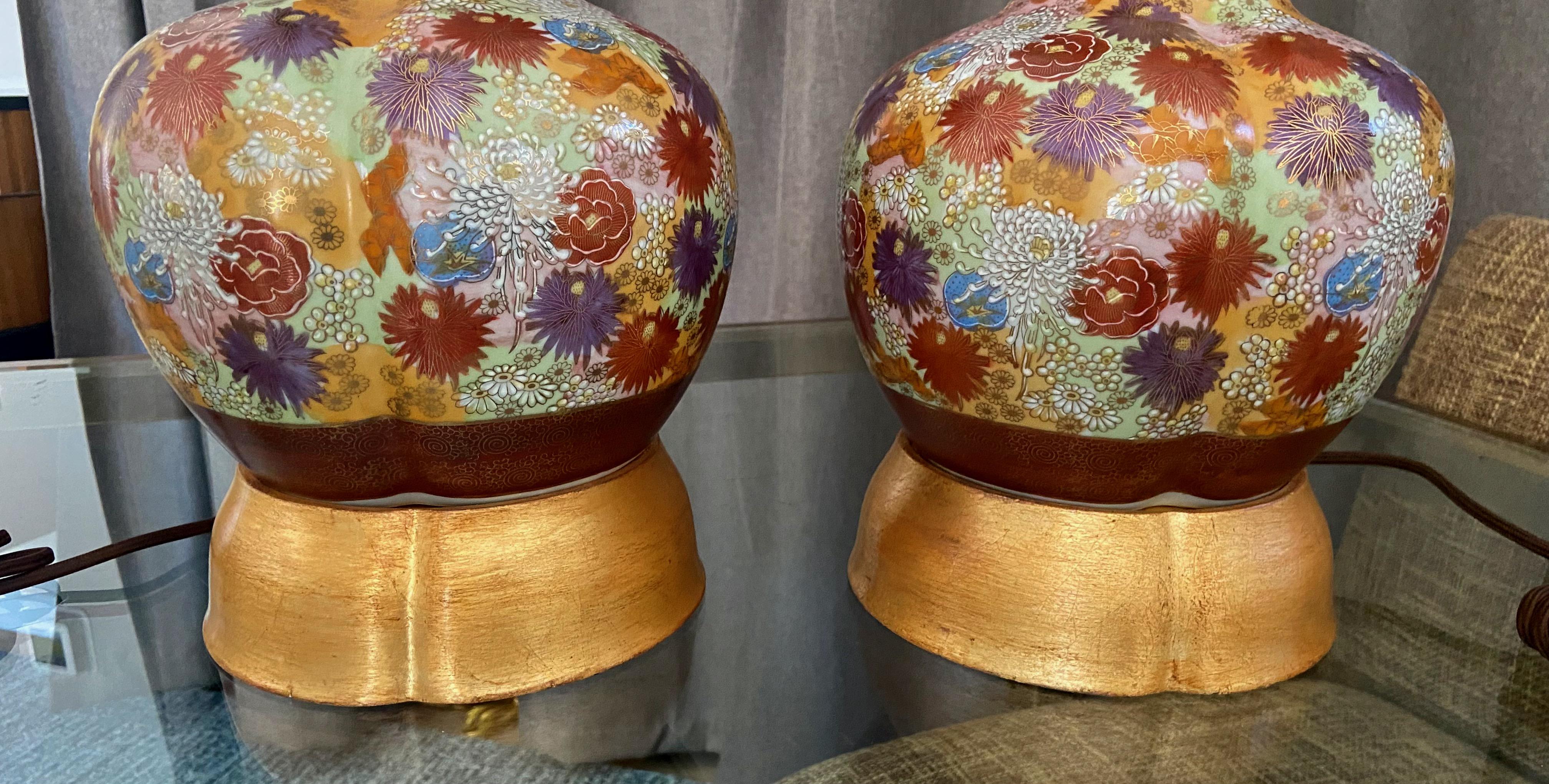 Pair of Japanese Satsuma Floral Porcelain Table Lamps For Sale 11