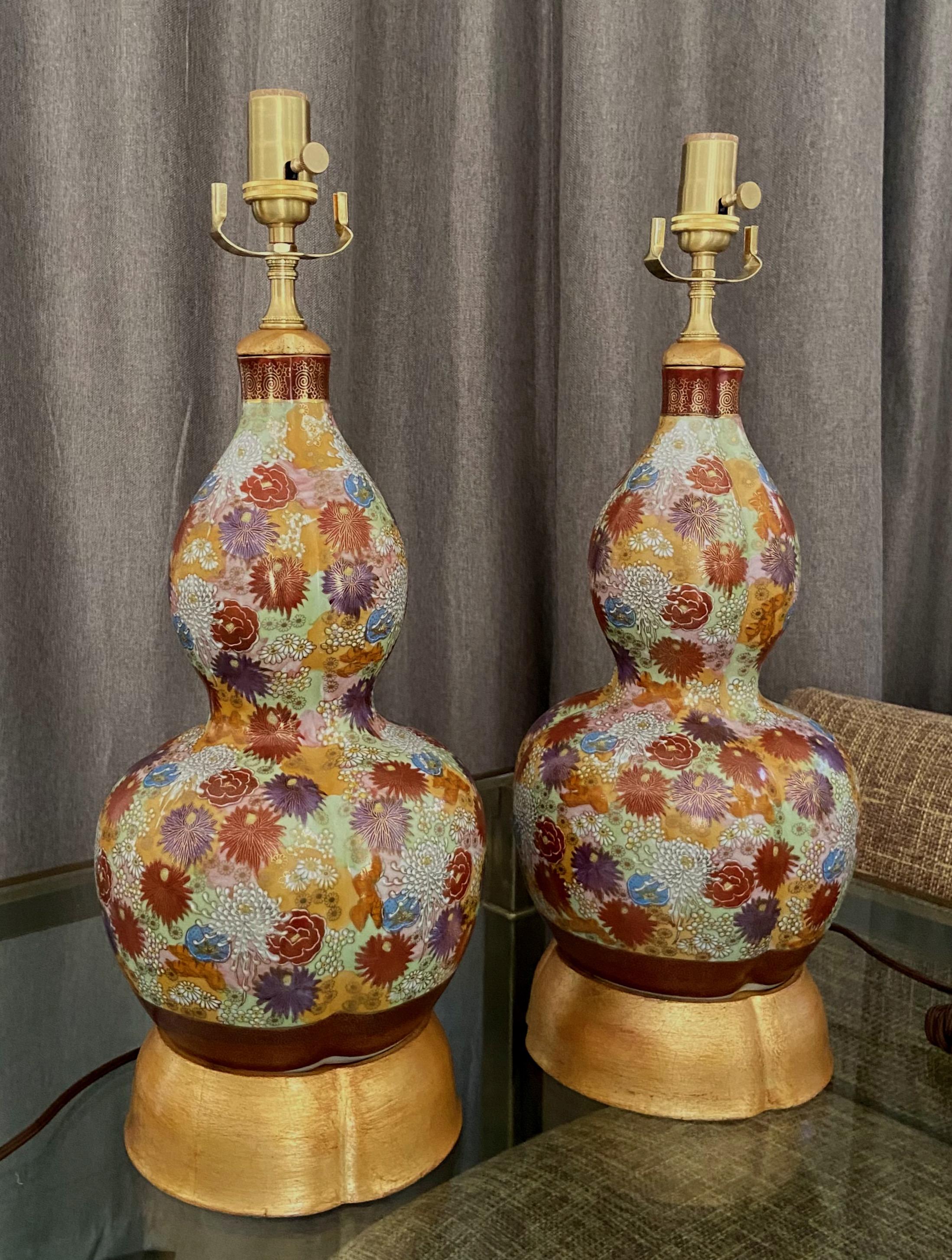 Pair of Japanese Satsuma Floral Porcelain Table Lamps In Good Condition For Sale In Palm Springs, CA