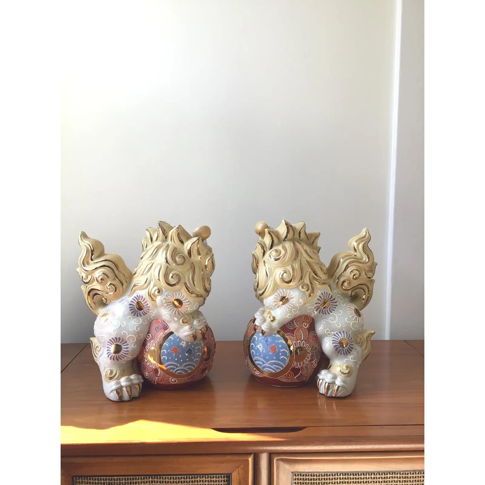 Hand-Painted Pair of Japanese Satsuma Kutani Porcelain Foo Dogs Sculptures/Figurines For Sale