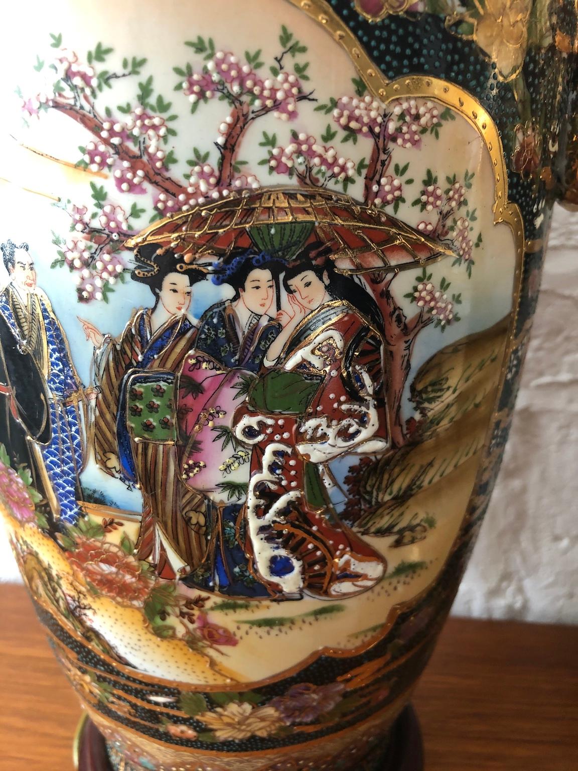 Pair of Japanese Satsuma Moriage Double Sided Hand Painted Vase Lamps 4