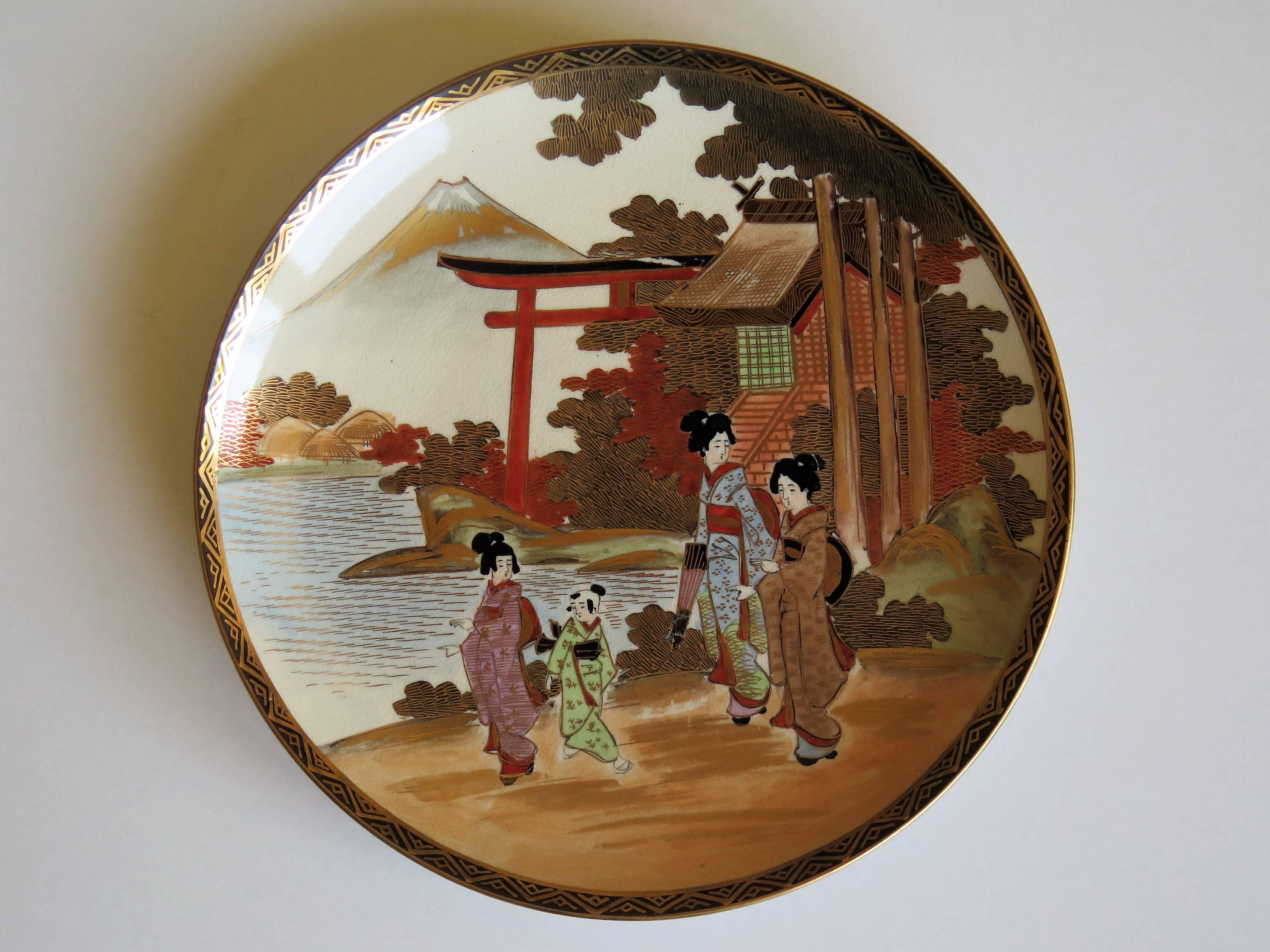 PAIR of Japanese Plates Satsuma hand decoration,  Meiji Period Circa 1900 2