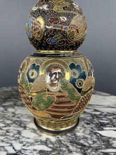 Pair of Japanese Satsuma Vases, Meiji Period, 19th Century