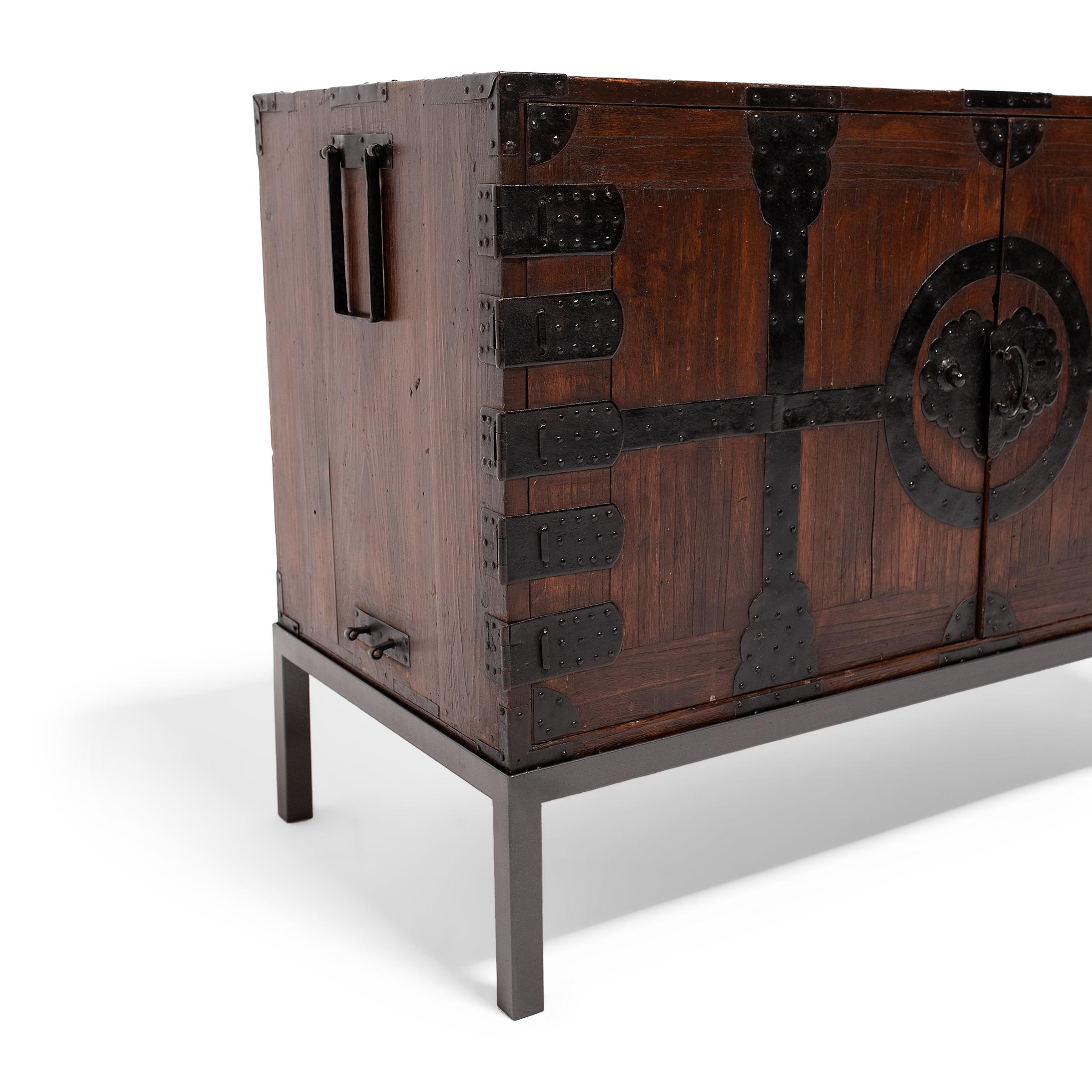 Pair of Japanese Tansu Chest Side Tables, C. 1900 5