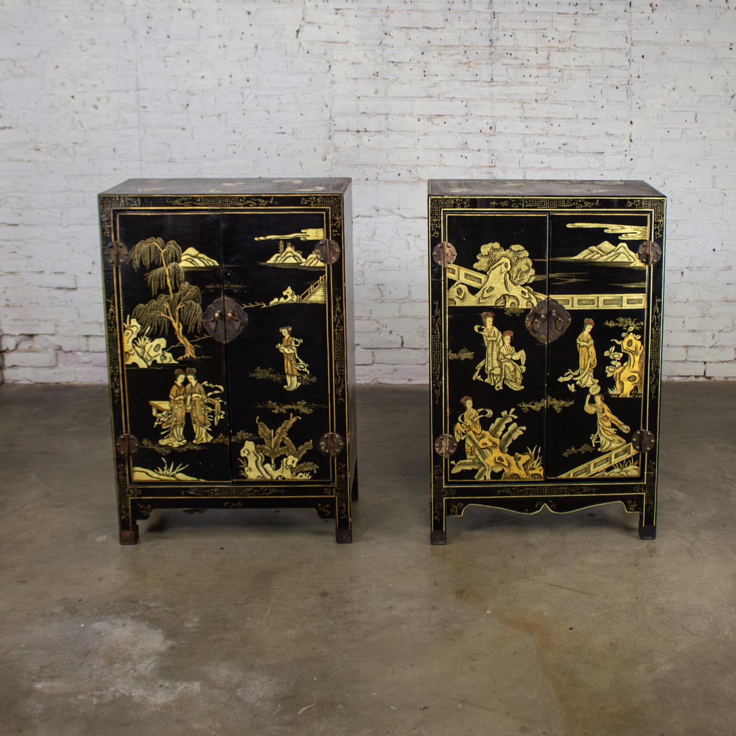 Pair of Japanese Textured Black Lacquer Chests w/Hand Painted Asian Details For Sale 3