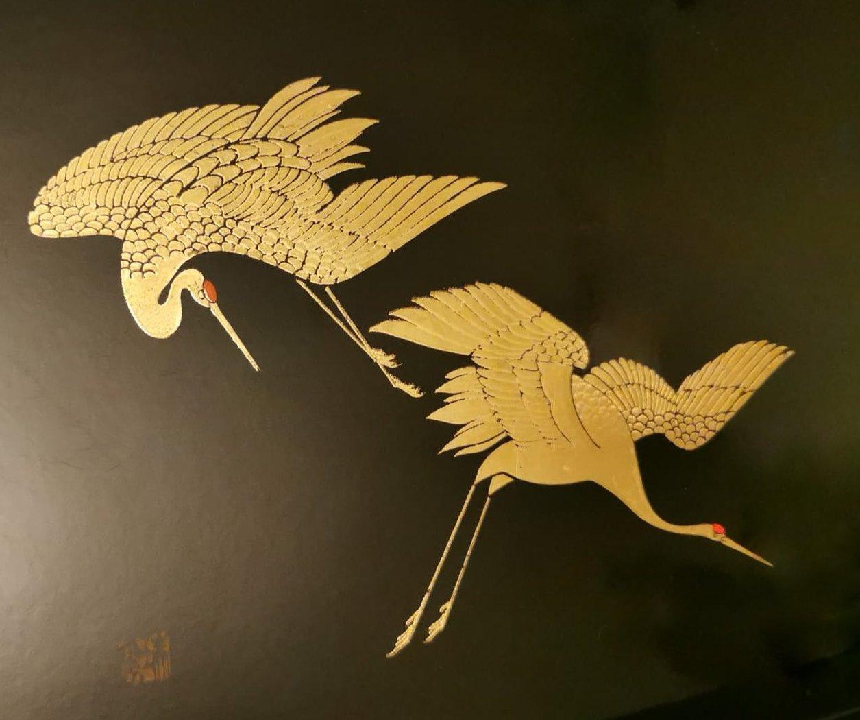Pair of Japanese Trays in Black Resin Lacquer Effect with Gold Painted Cranes 6