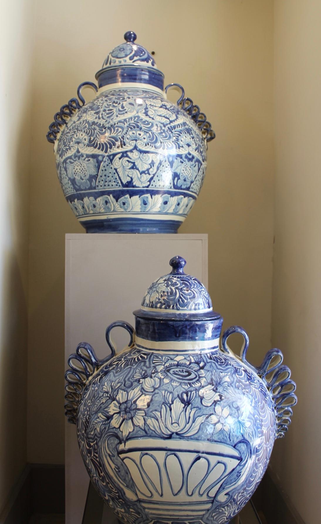 Paar Krüge, Keramik, Mexiko, 20. Jahrhundert, Paar (Handgefertigt) im Angebot