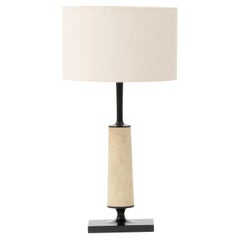 Paar Jaya-Tischlampen aus dunkler Bronze und Chagrinleder von Elan Atelier (IN STOCK)