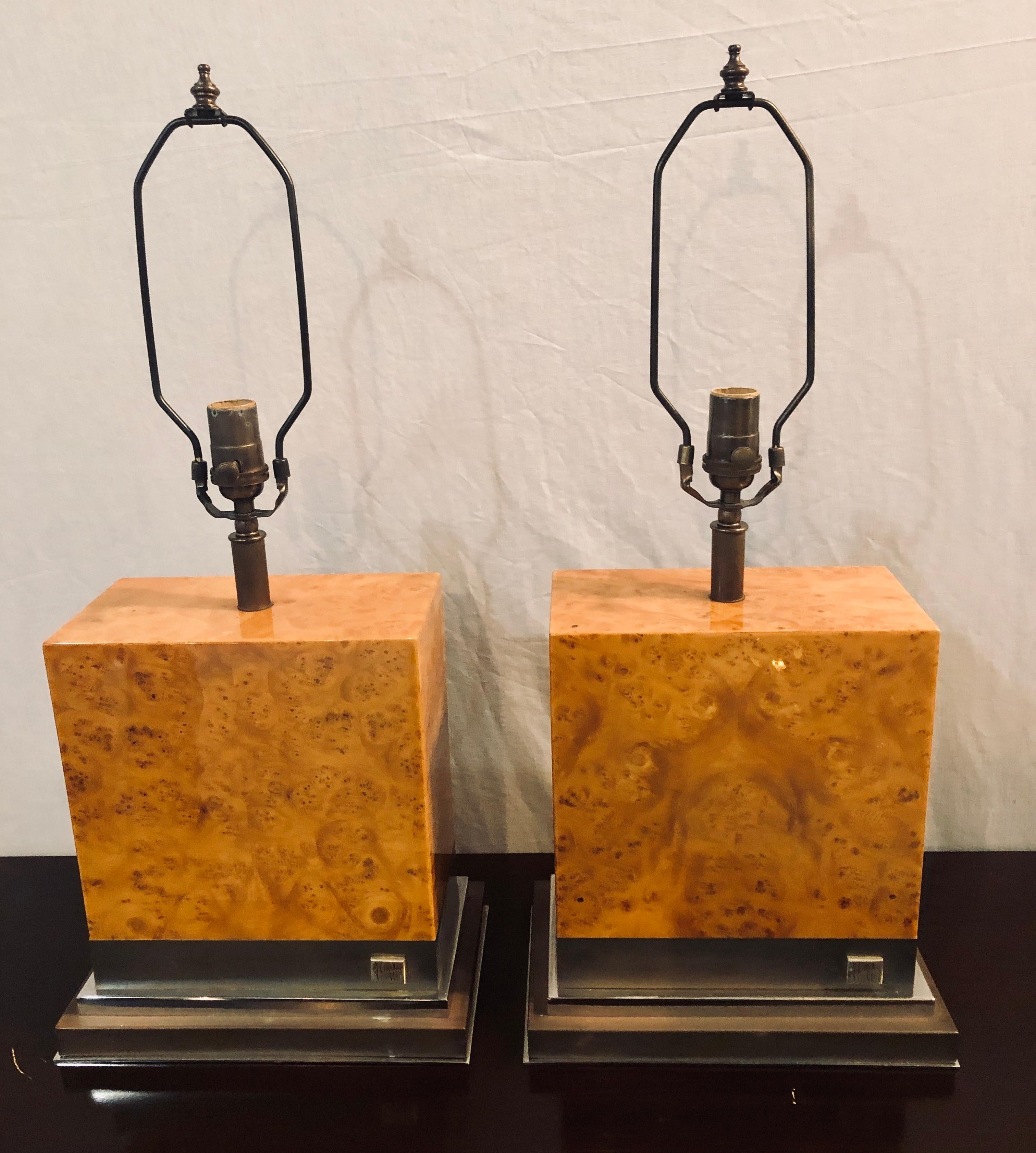 Jean Claude Mahey, Mid-Century Modern Table Lamps, Burlwood, Brass, France 1960s In Good Condition For Sale In Stamford, CT