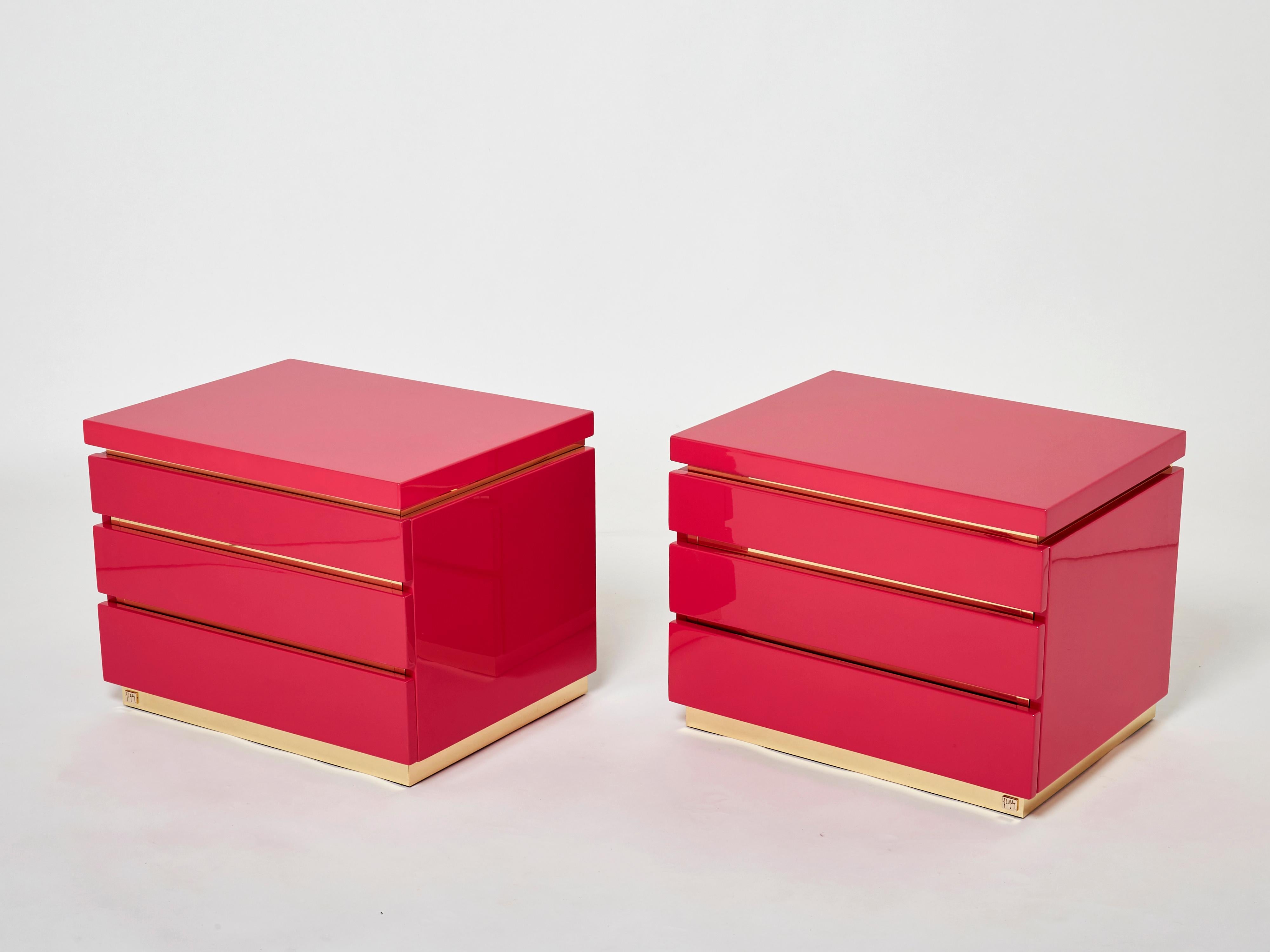 French Pair of Jean-Claude Mahey Pink Lacquered Brass Nightstands, 1970s For Sale