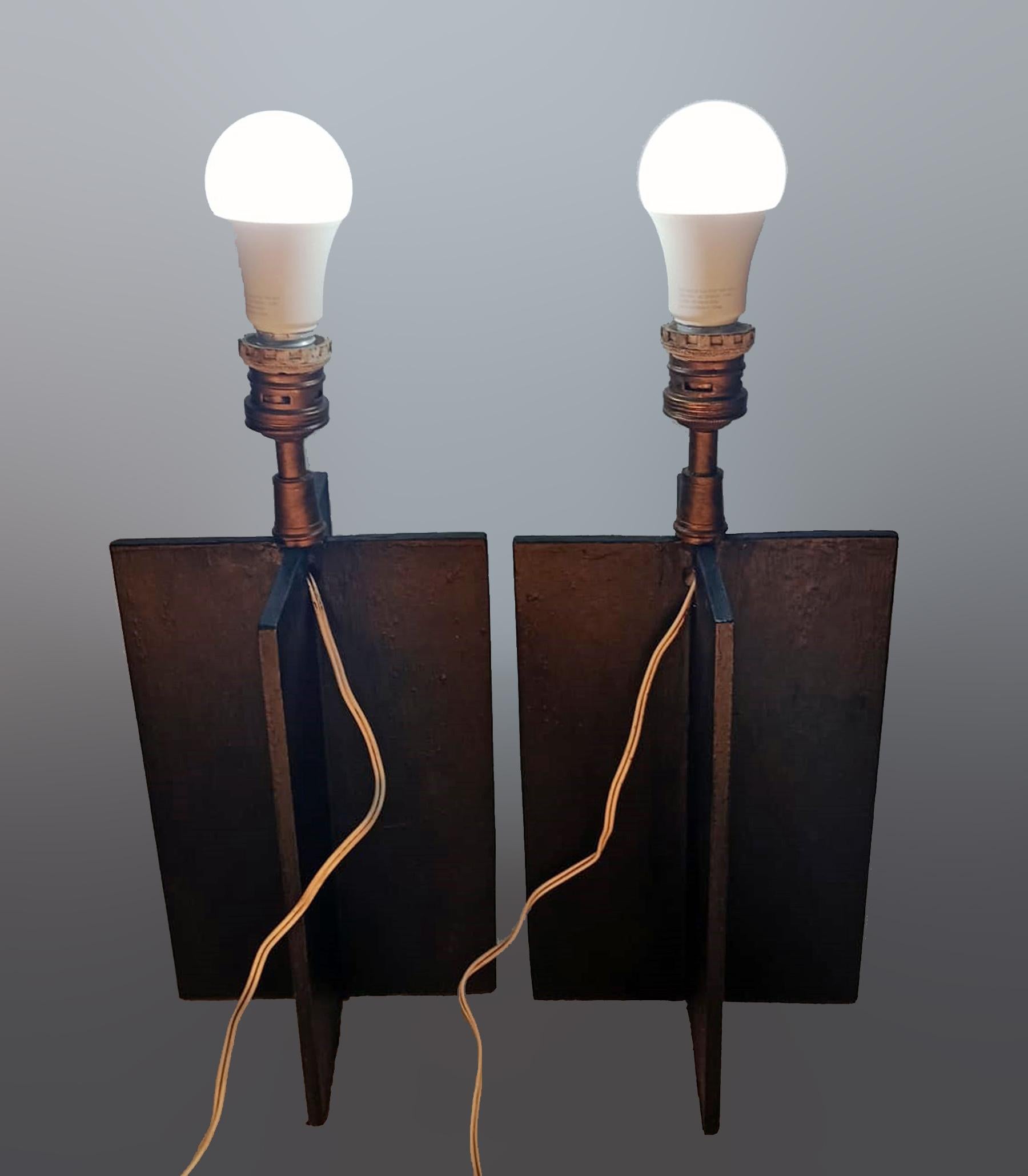 Pair of Jean-Michel Frank's Iron 'Croisillon' Lamps for Argentine Company Comte For Sale 3
