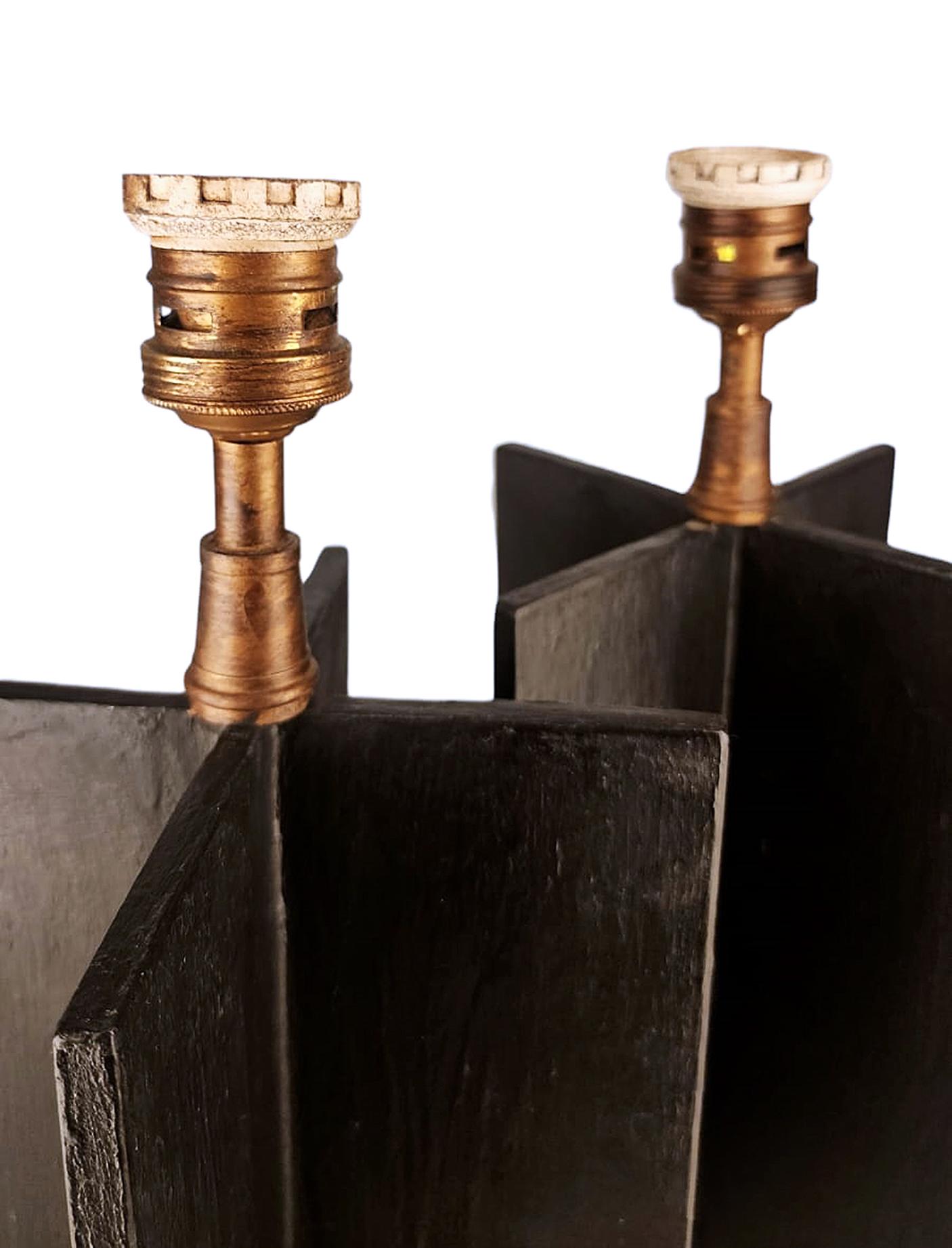 Ein Paar Eisenlampen „Croisillon“ von Jean-Michel Frank für Argentinische Company Comte aus Eisen im Zustand „Gut“ im Angebot in North Miami, FL