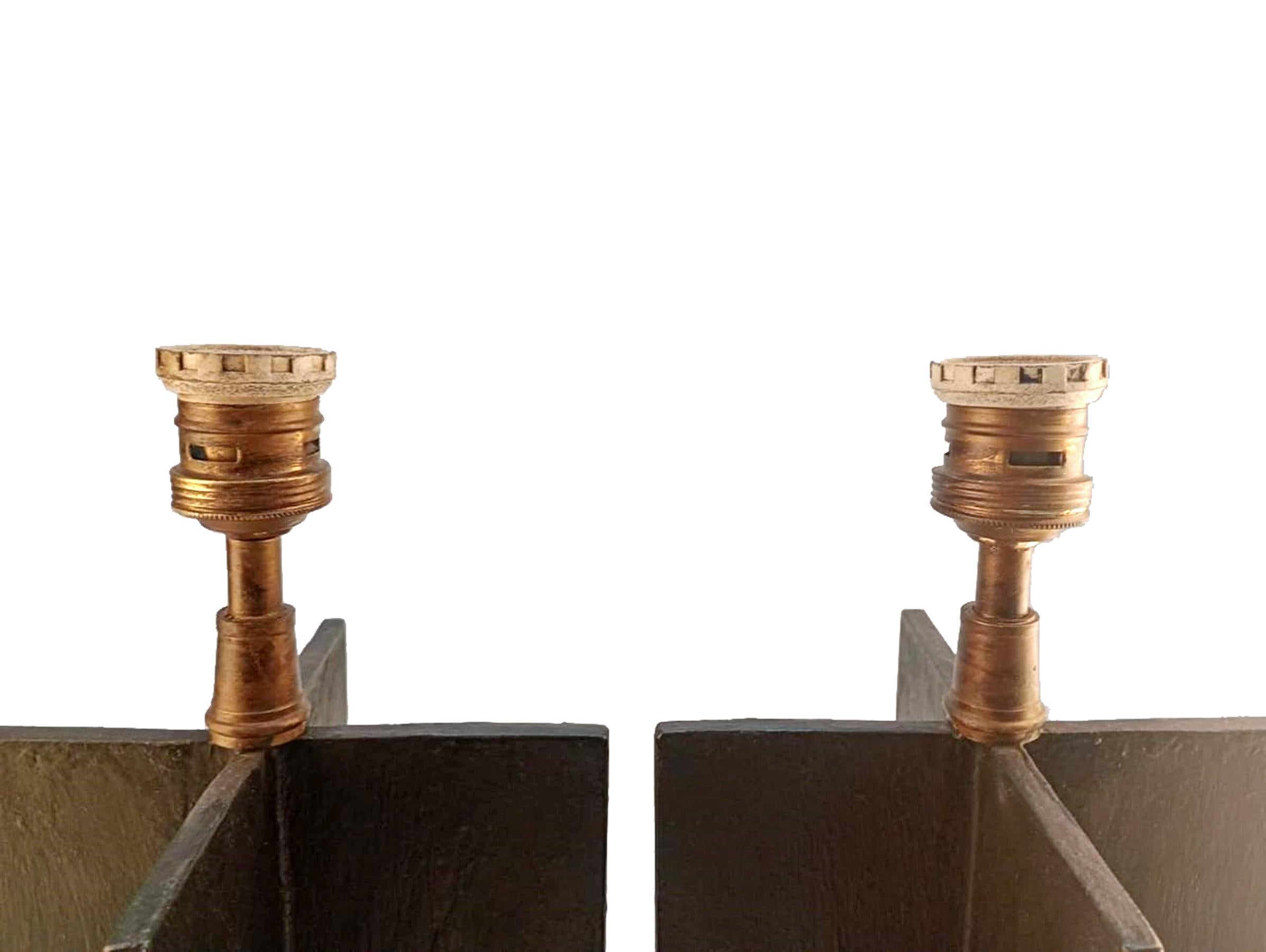 Pair of Jean-Michel Frank's Iron 'Croisillon' Lamps for Argentine Company Comte In Good Condition For Sale In North Miami, FL