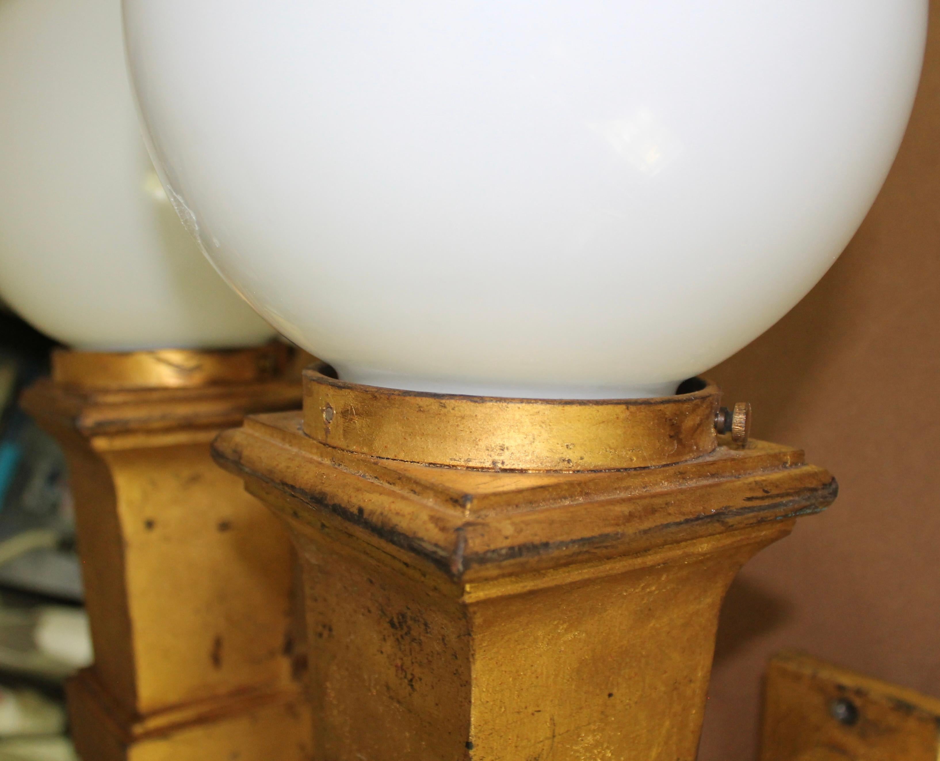 Pair of Jean Perzel Attributed 1940s Gilt Iron Wall Sconces In Good Condition For Sale In Sharon, CT
