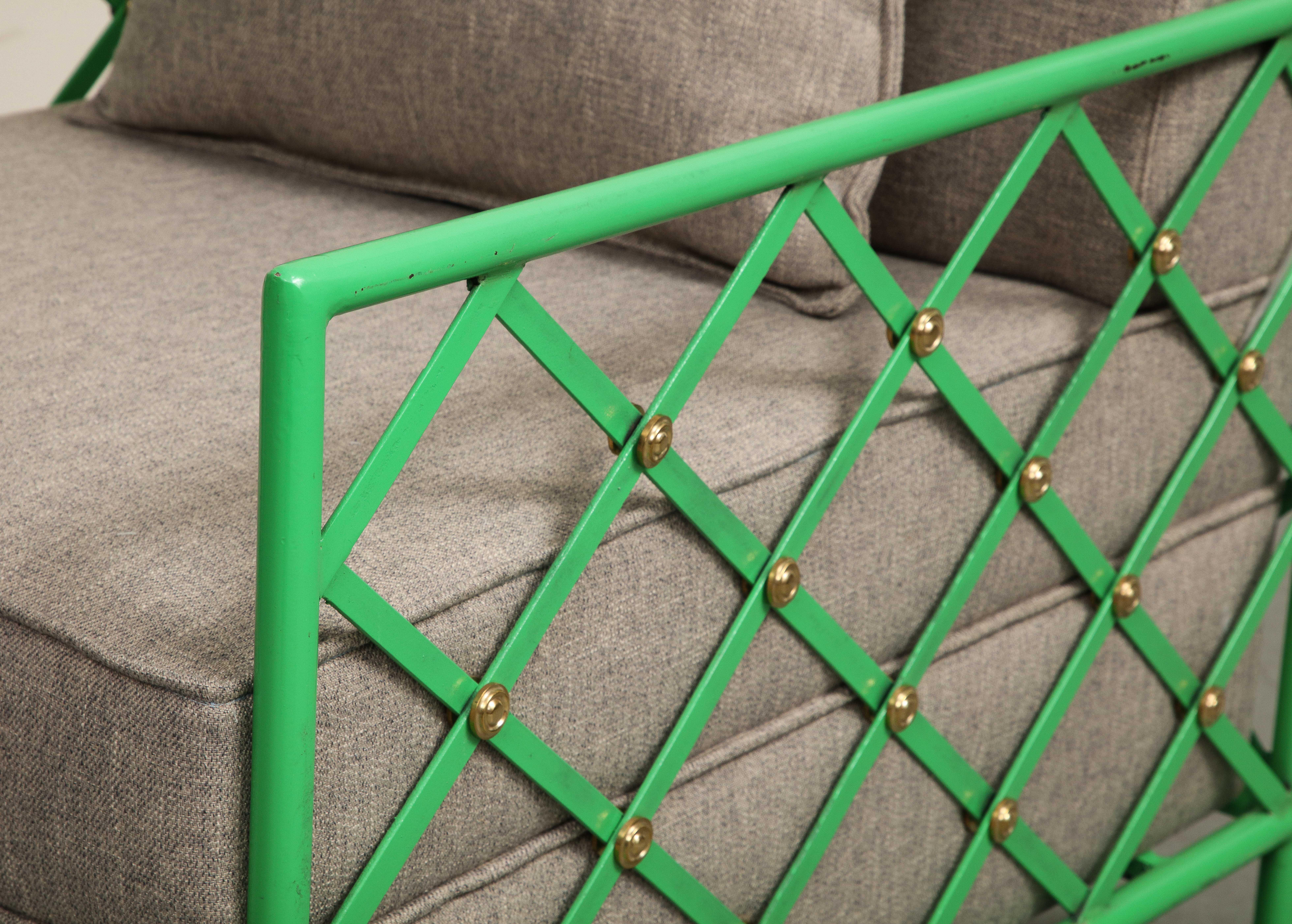 Pair of Midcentury French Style Bright Green Enameled Iron Cube Lounge Chairs For Sale 3