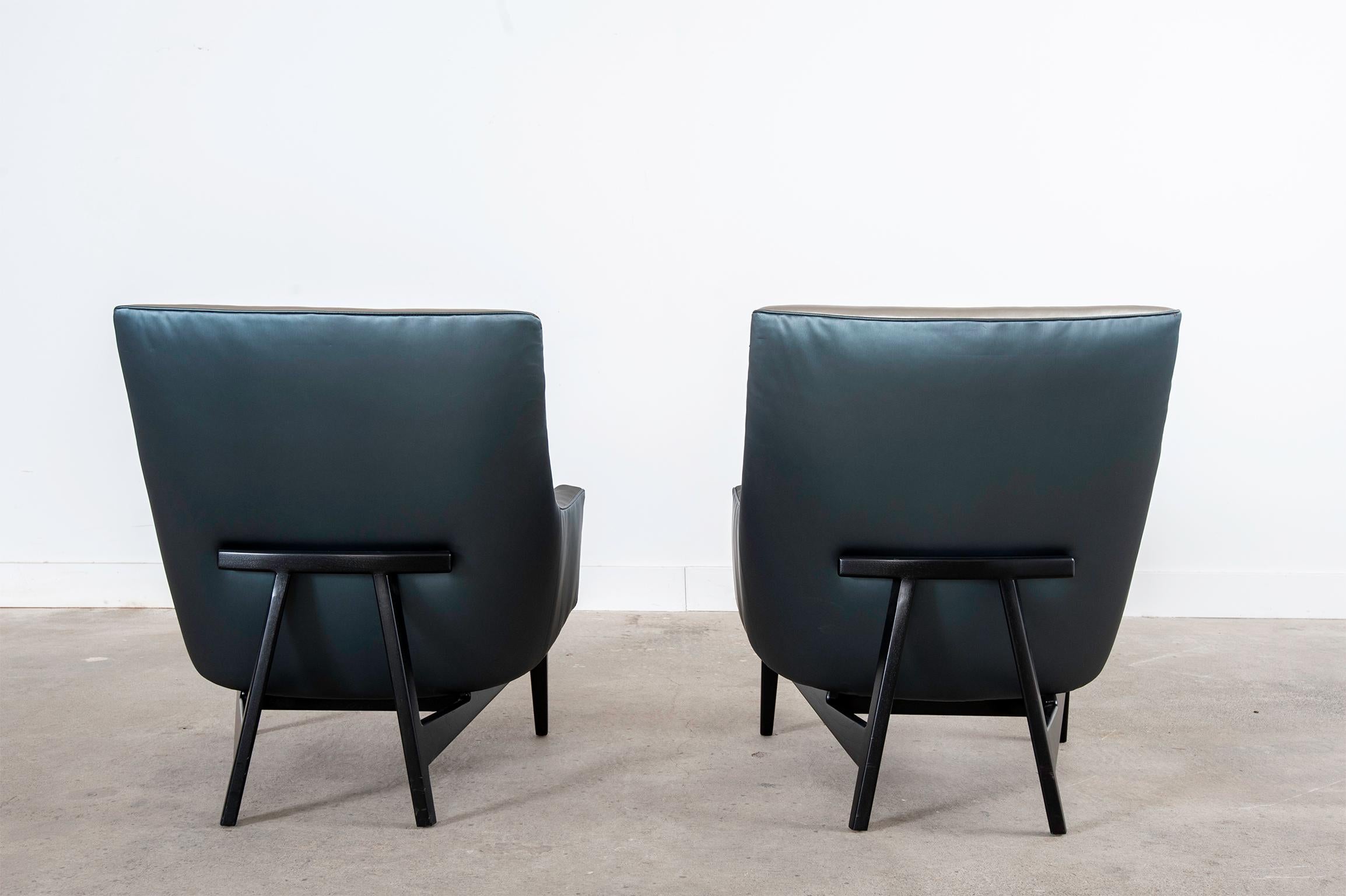 Pair of Jens Risom for Ralph Pucci Metallic Space Age A-Chairs For Sale 11