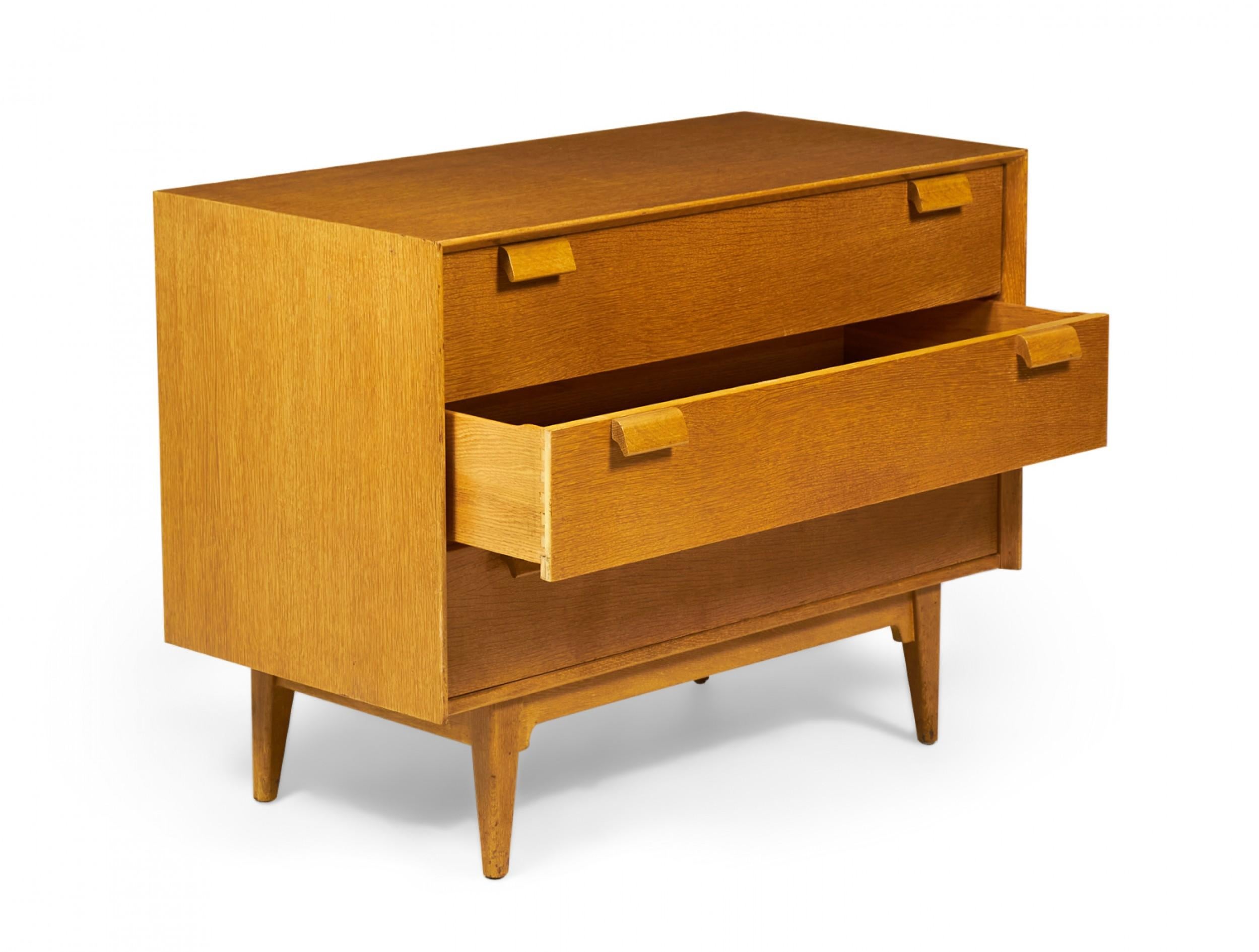 Pair of Jens Risom Danish Mid-Century Blond Oak 3-Drawer Chests For Sale 5