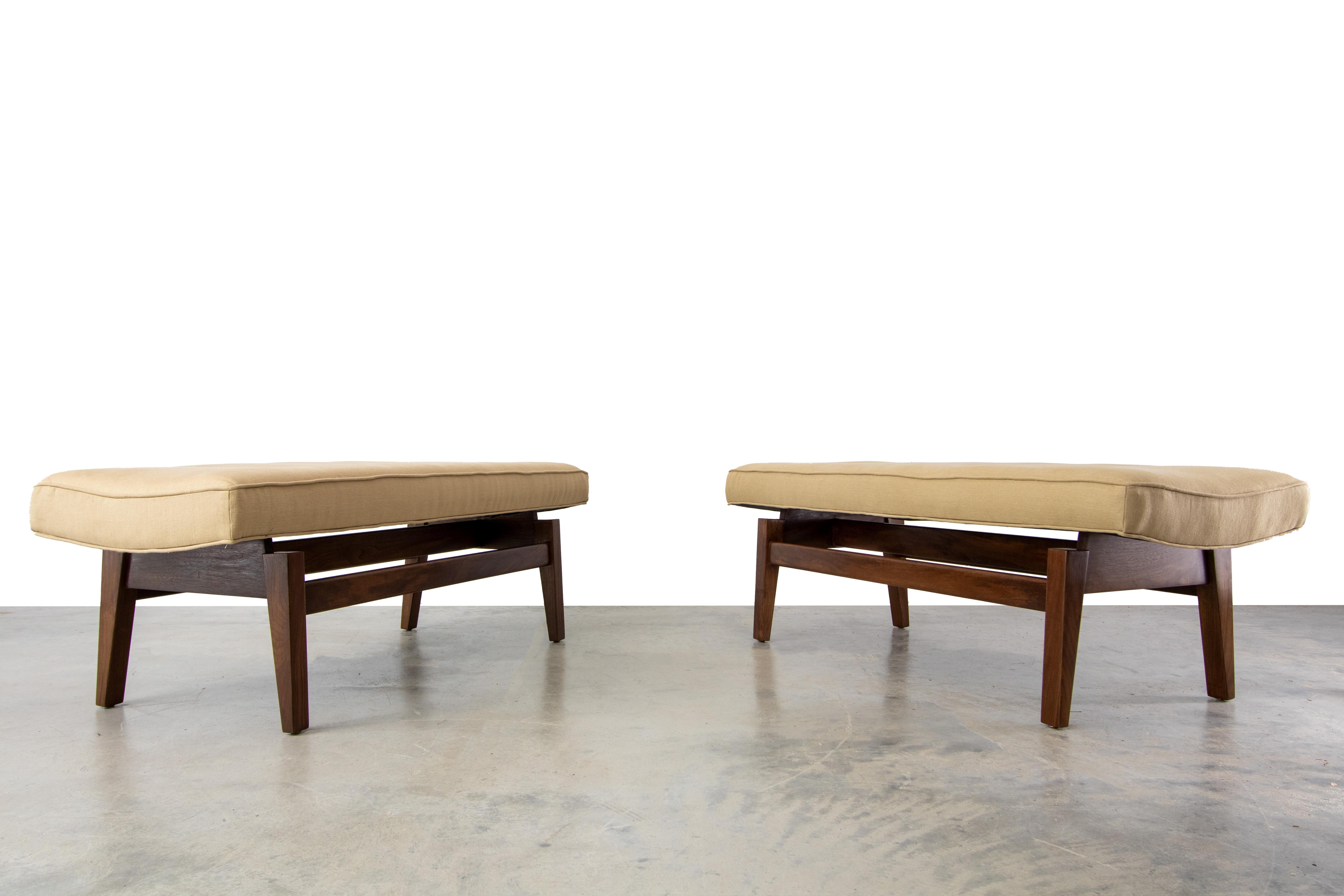 American Pair of Jens Risom Floating Mid-Century Modern in Walnut and Linen
