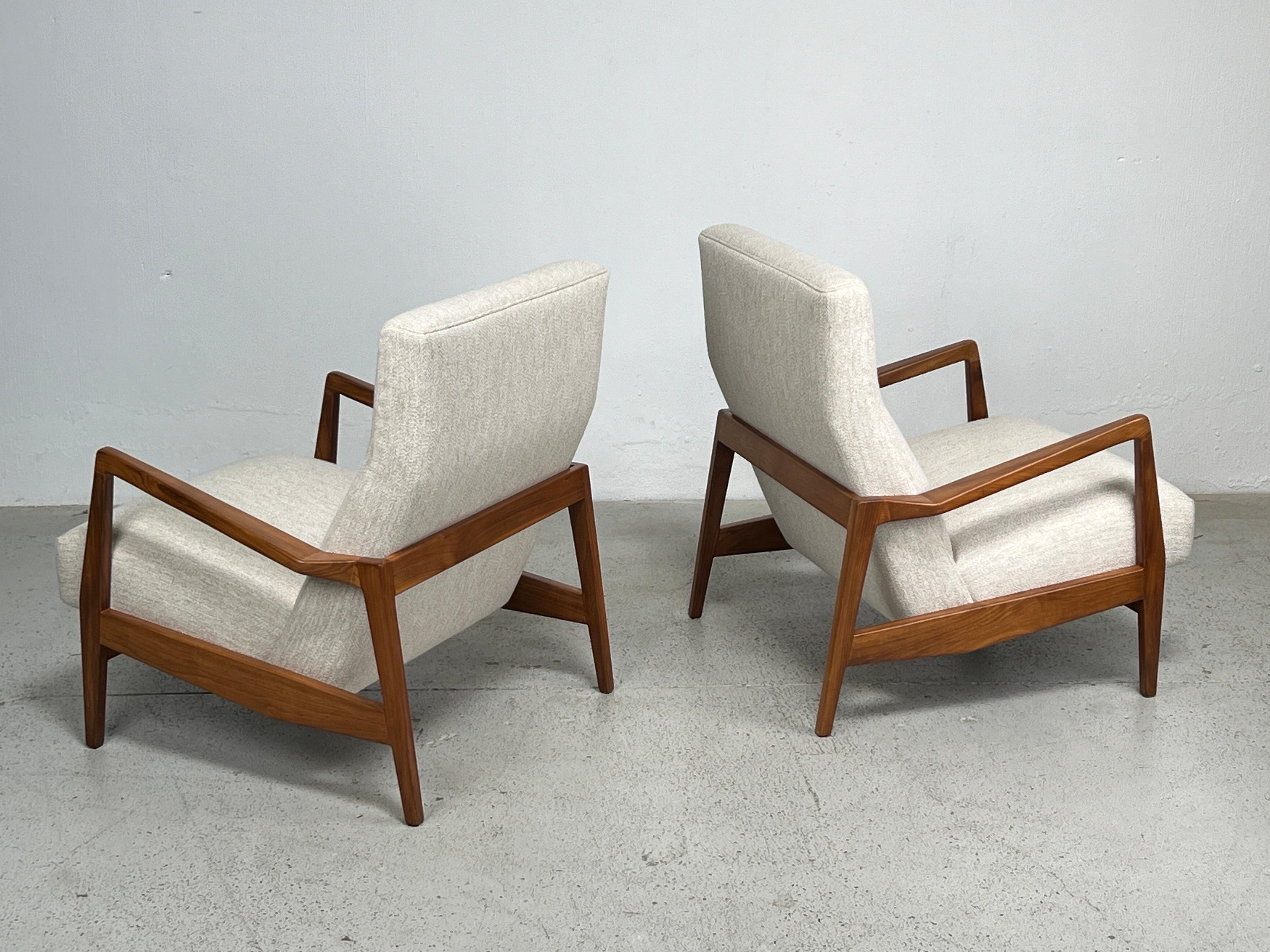 Pair of Jens Risom Lounge Chairs  For Sale 8