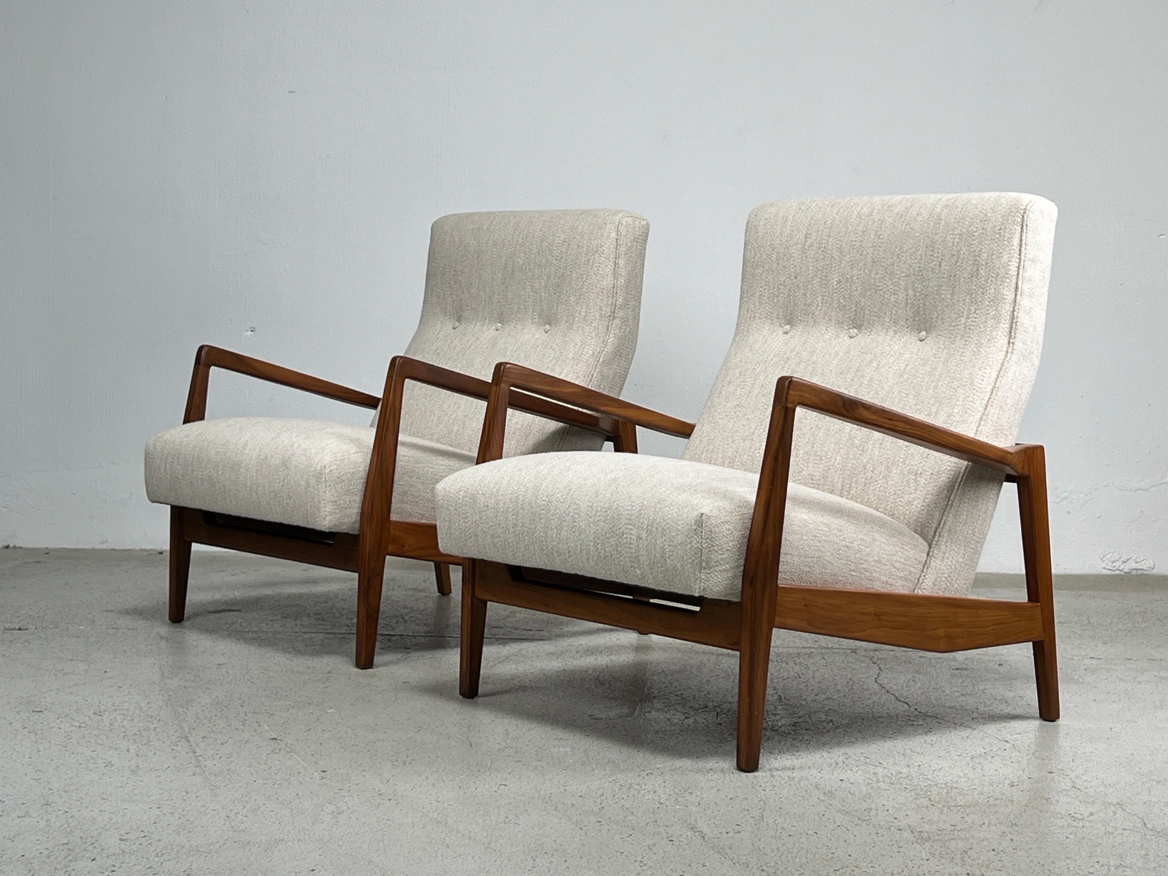 Pair of Jens Risom Lounge Chairs  For Sale 12