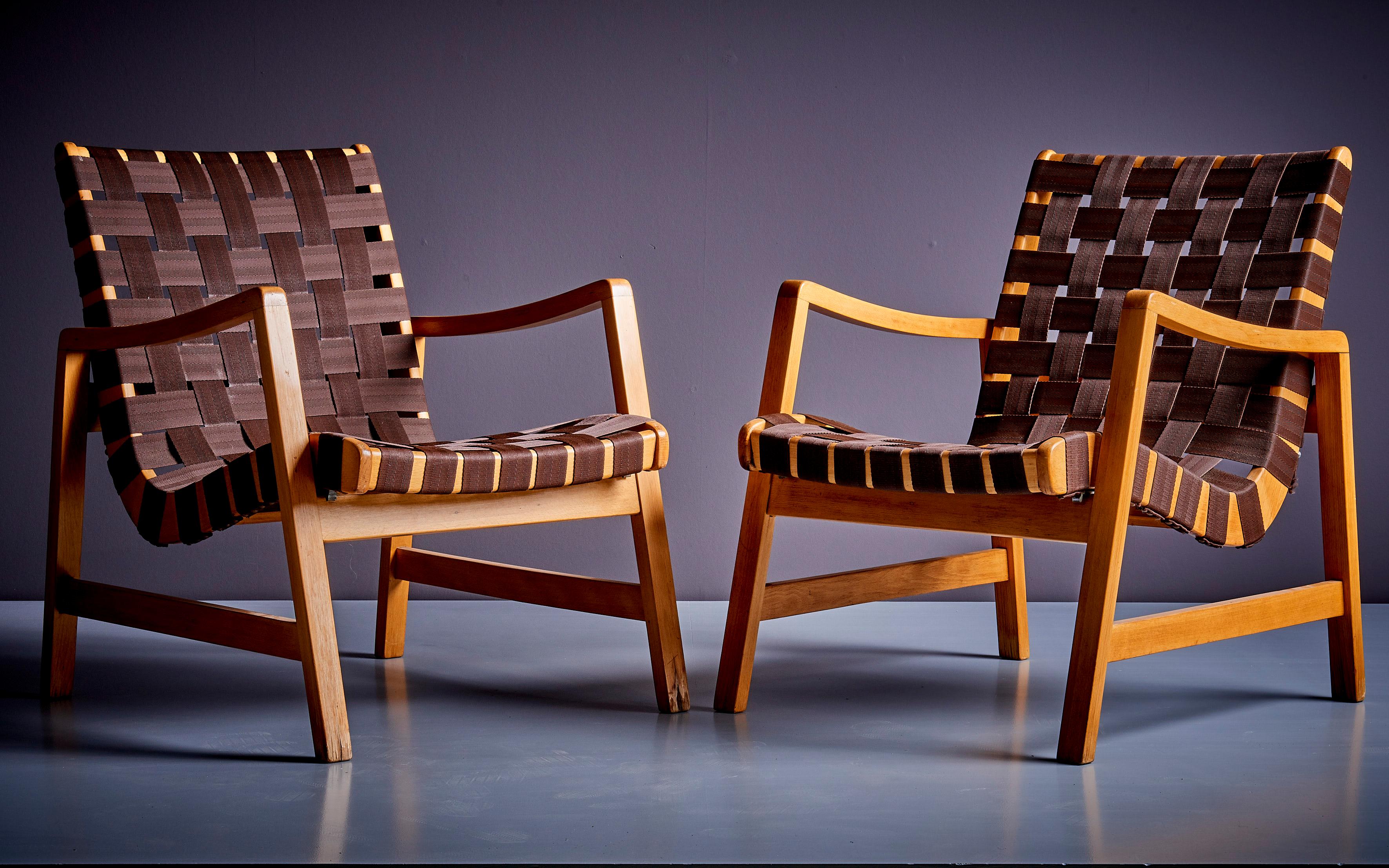 Paar Jens Risom Lounge Chairs aus braunem Gurtband für Knoll, 1950er Jahre (Moderne der Mitte des Jahrhunderts) im Angebot