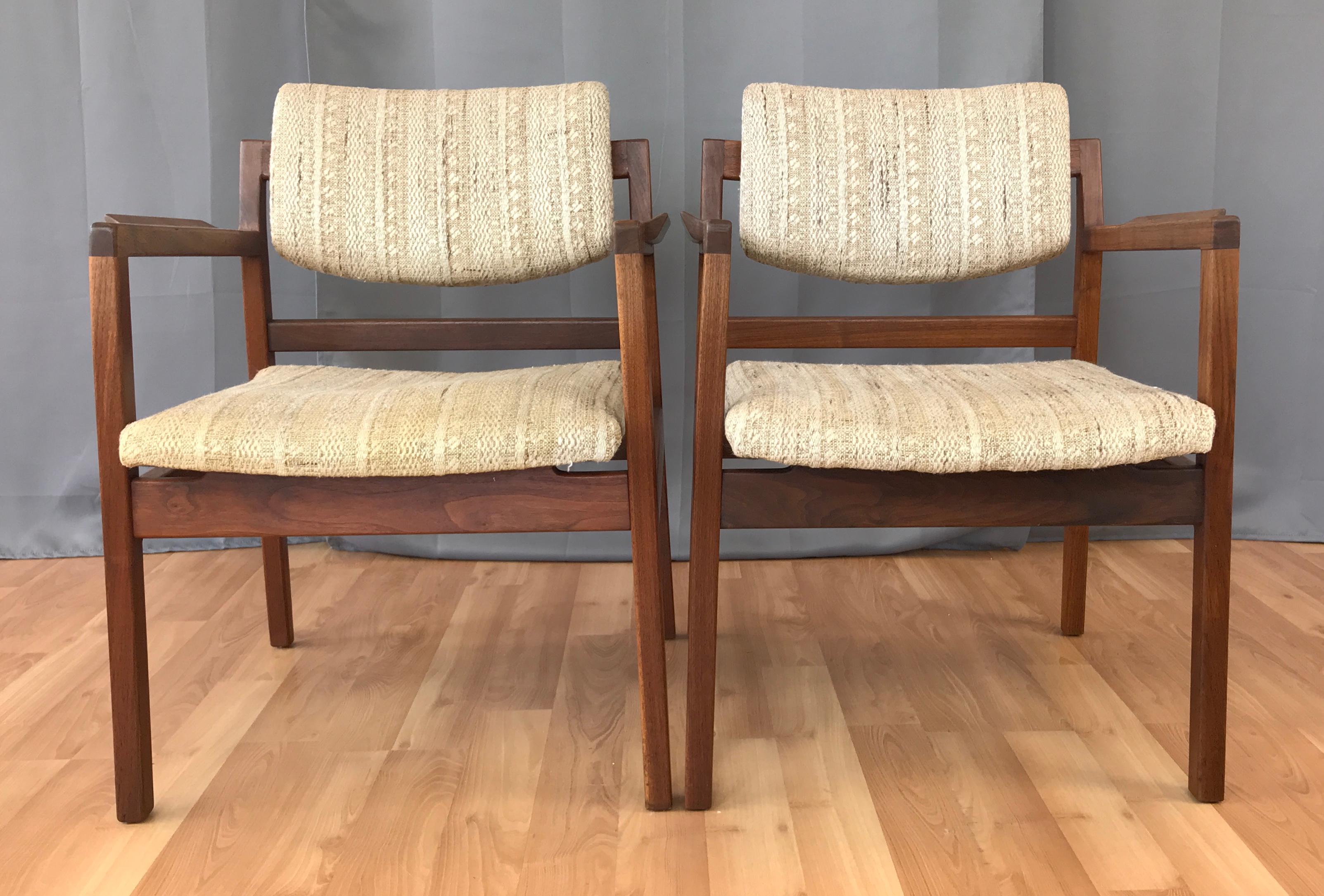 Mid-Century Modern Pair of Jens Risom Walnut Arm Chairs Circa 1960s