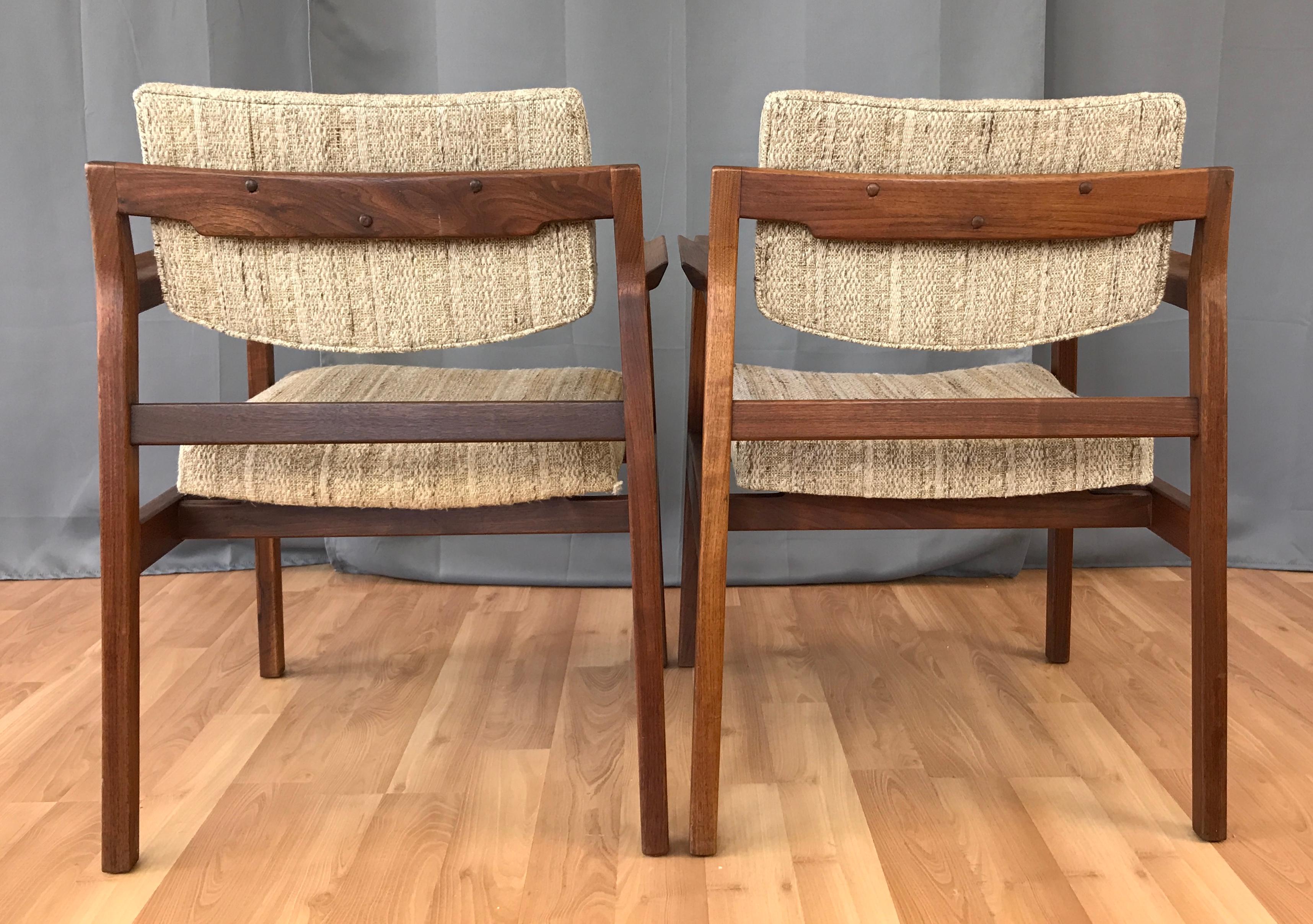 Mid-20th Century Pair of Jens Risom Walnut Arm Chairs Circa 1960s