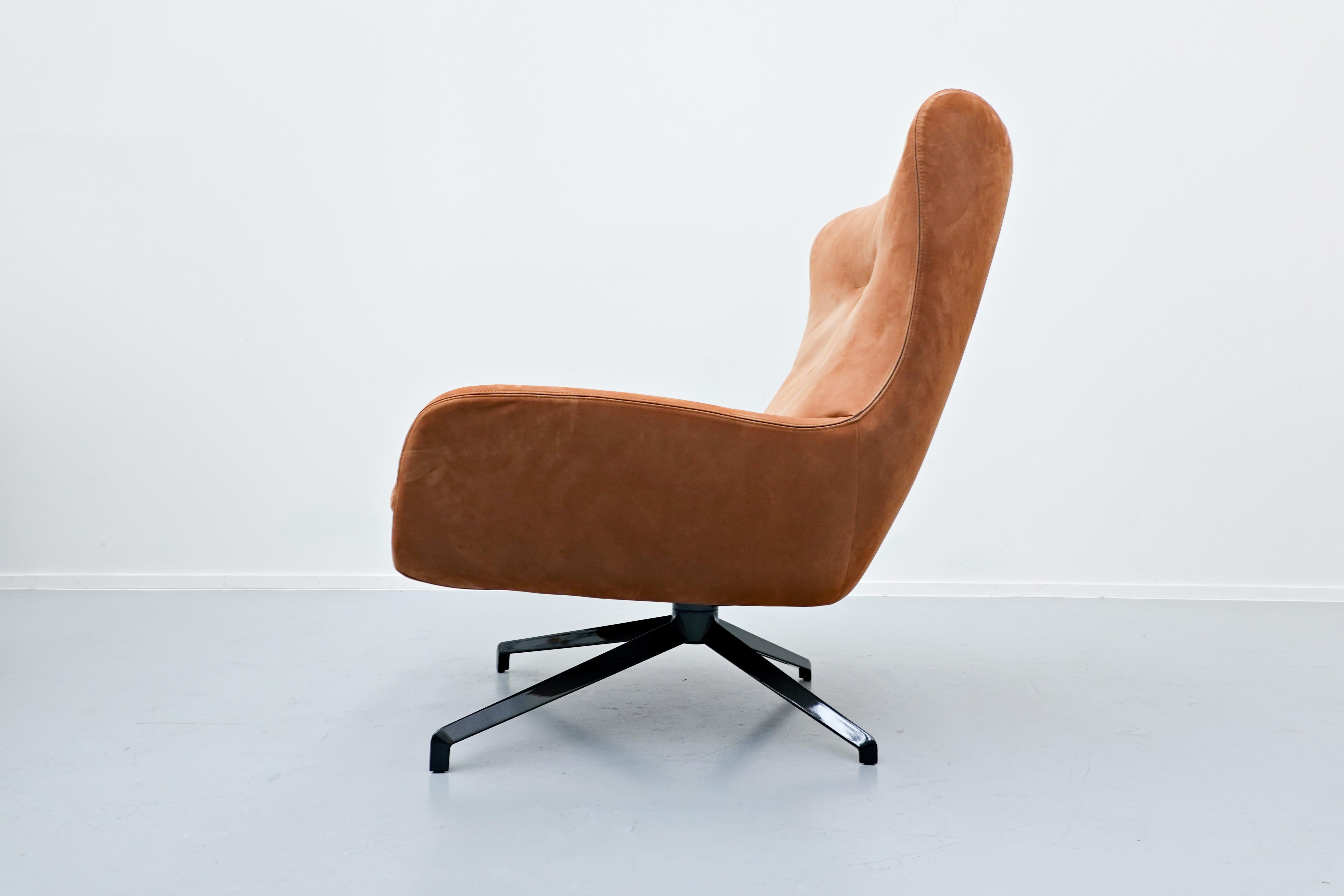 Pair of Nubuck  'Jensen' Armchairs and Ottoman by Rodolfo Dordoni for Minotti In Good Condition In Brussels, BE
