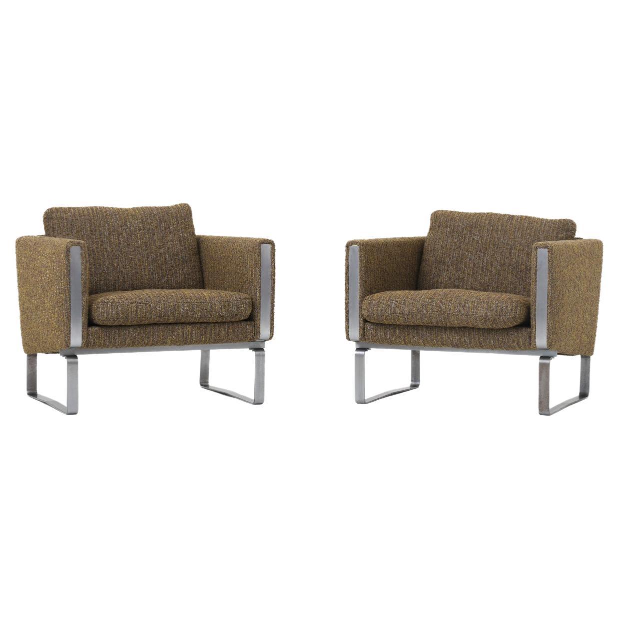 Pair of JH 801 easychairs by Hans J. Wegner For Sale