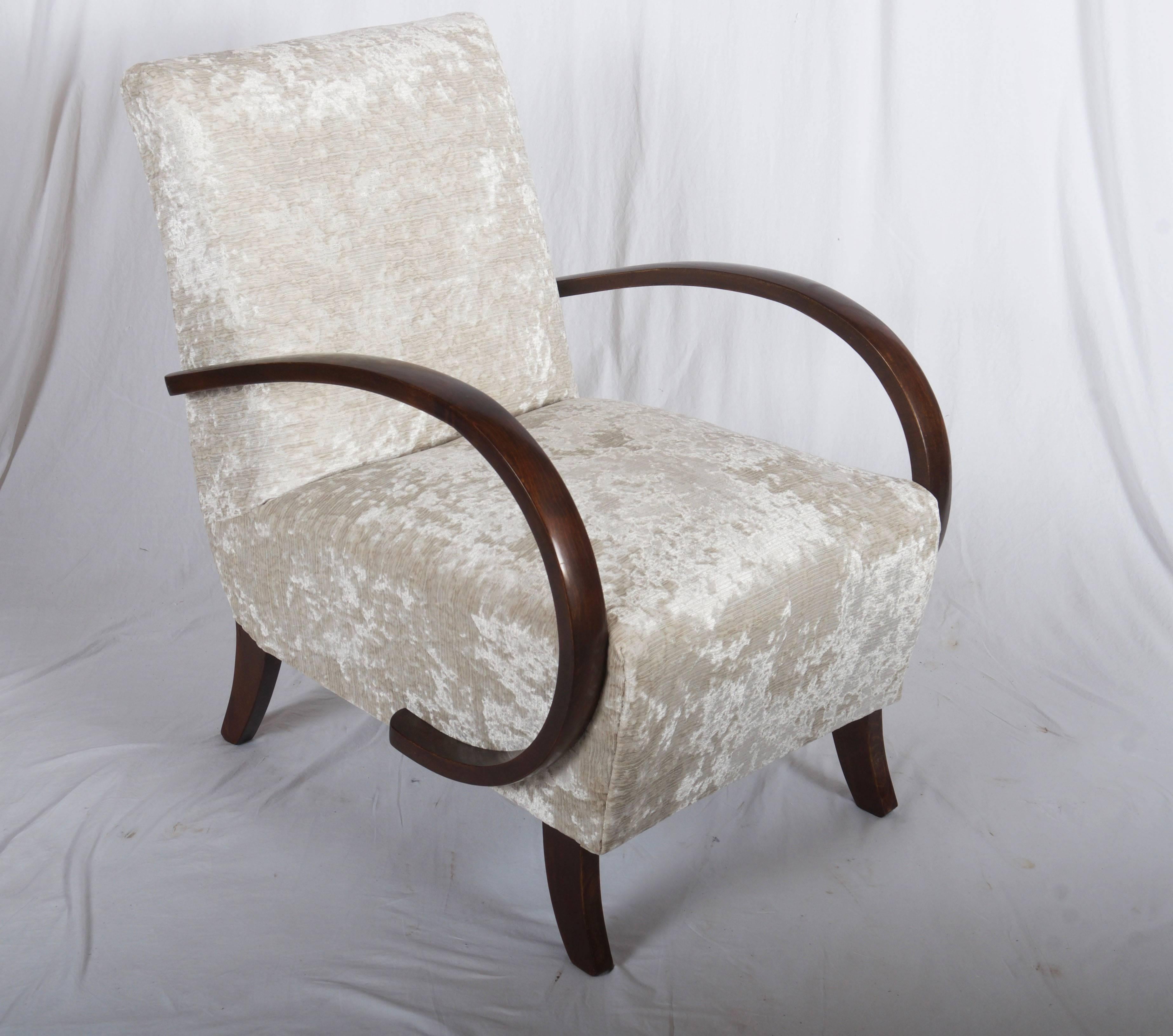 Paire de fauteuils Art Déco Jindrich Halabala en vente 4