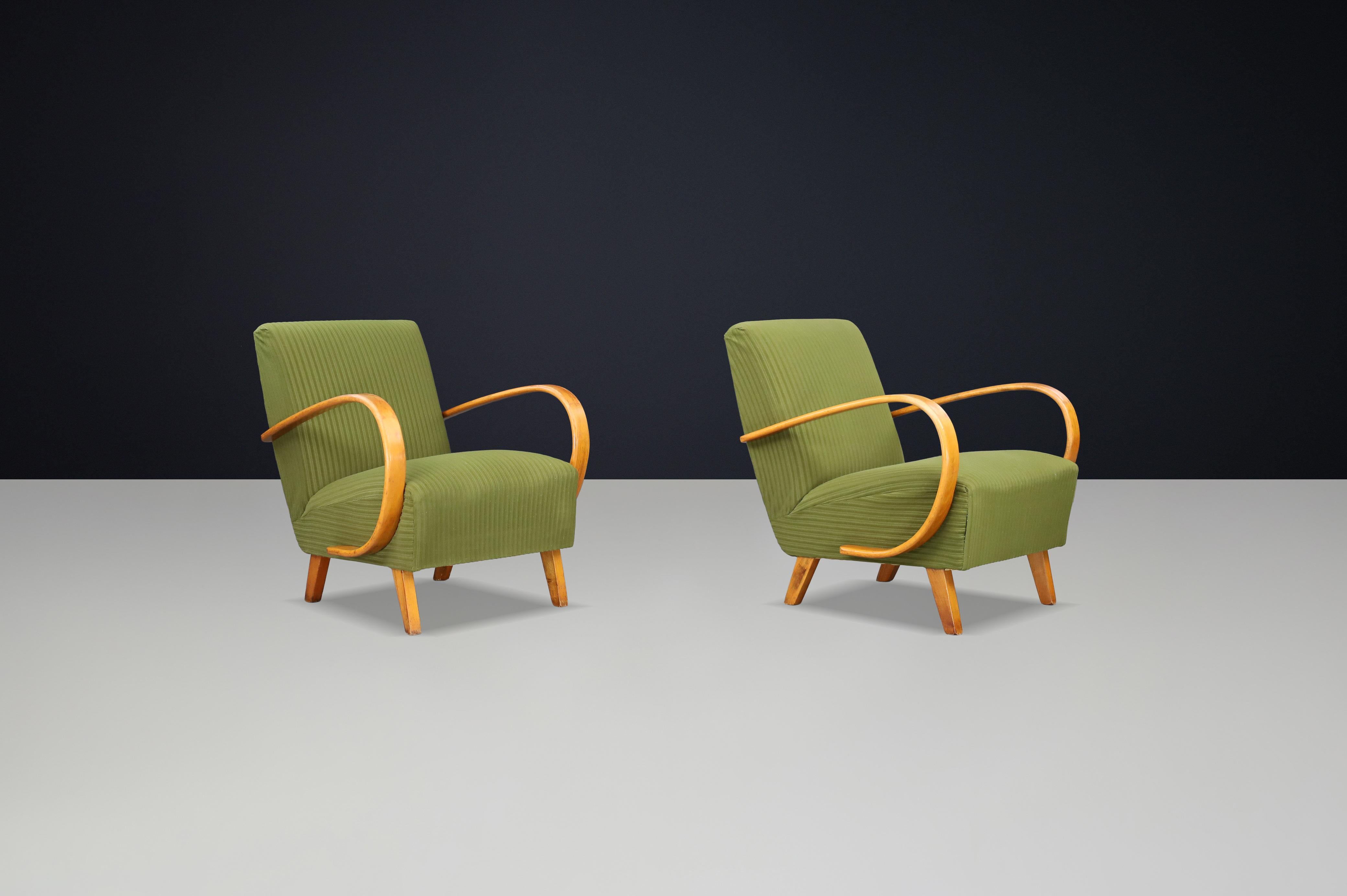 Coppia di poltrone Jindřich Halabala Bentwood, Praga, anni '40 in Greene & Greene In condizioni buone in vendita a Almelo, NL