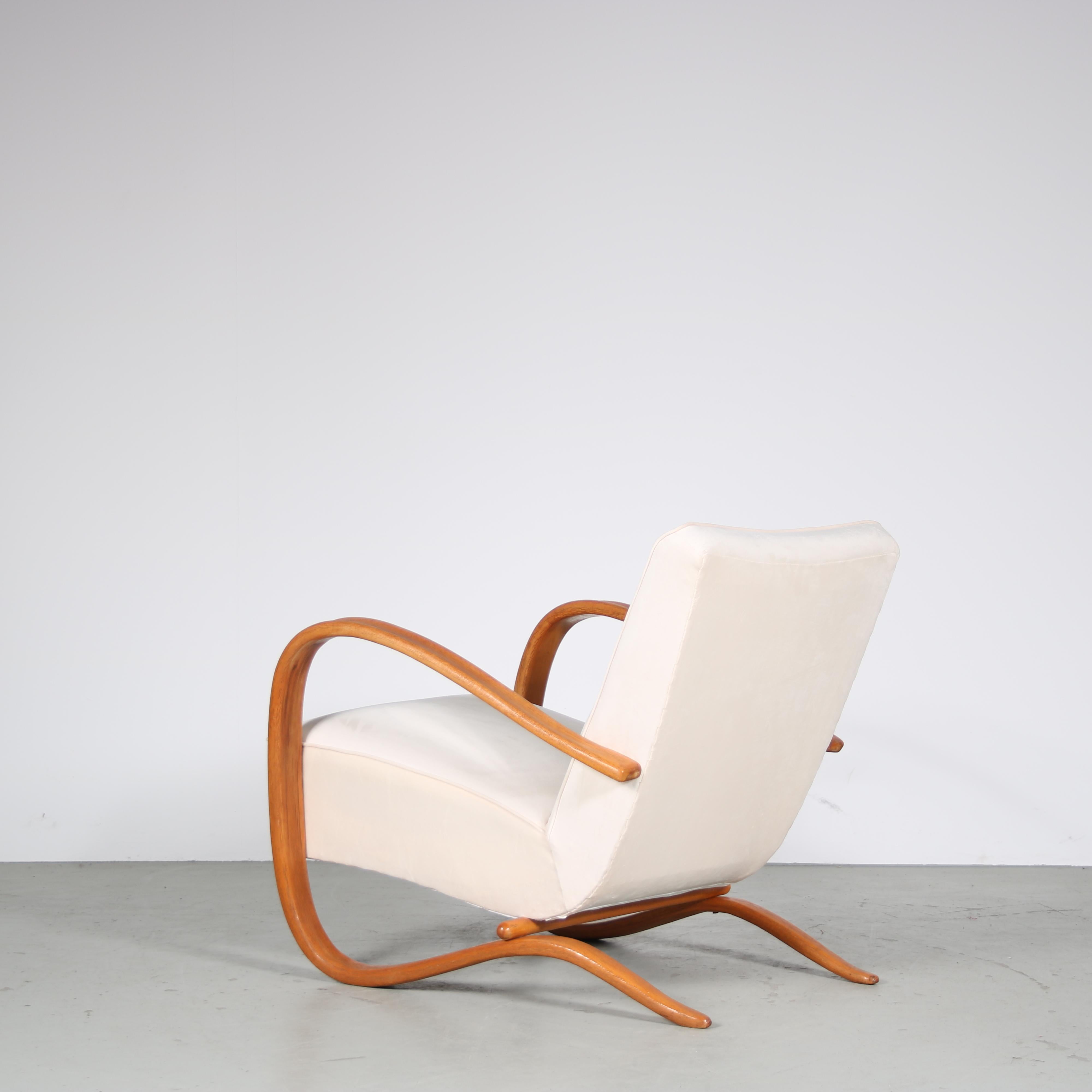 Pair of Jindrich Halabala Chairs for Up Zadovy, Czech 1950 4