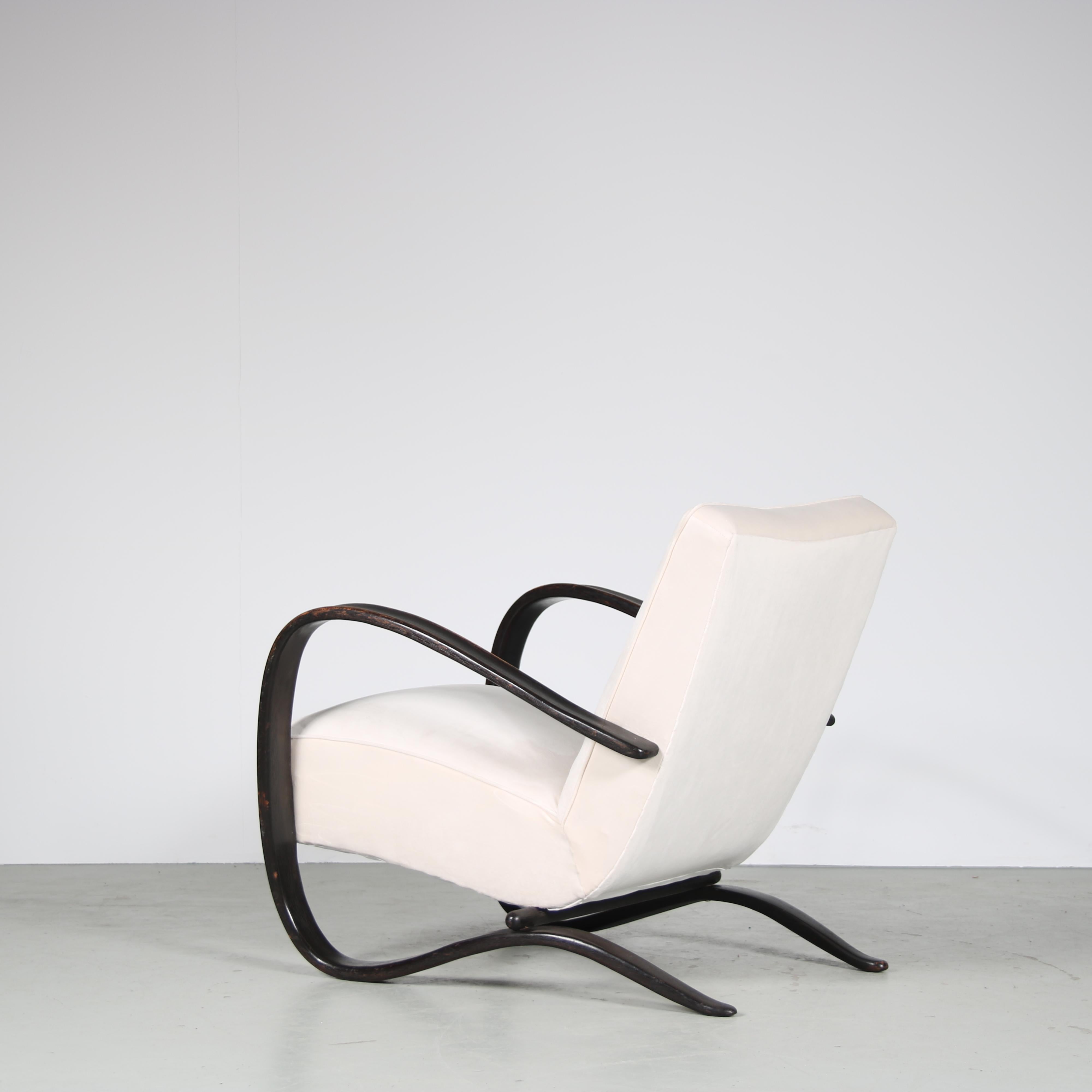 Pair of Jindrich Halabala Lounge Chairs for Up Zavody from Czech, 1930 4