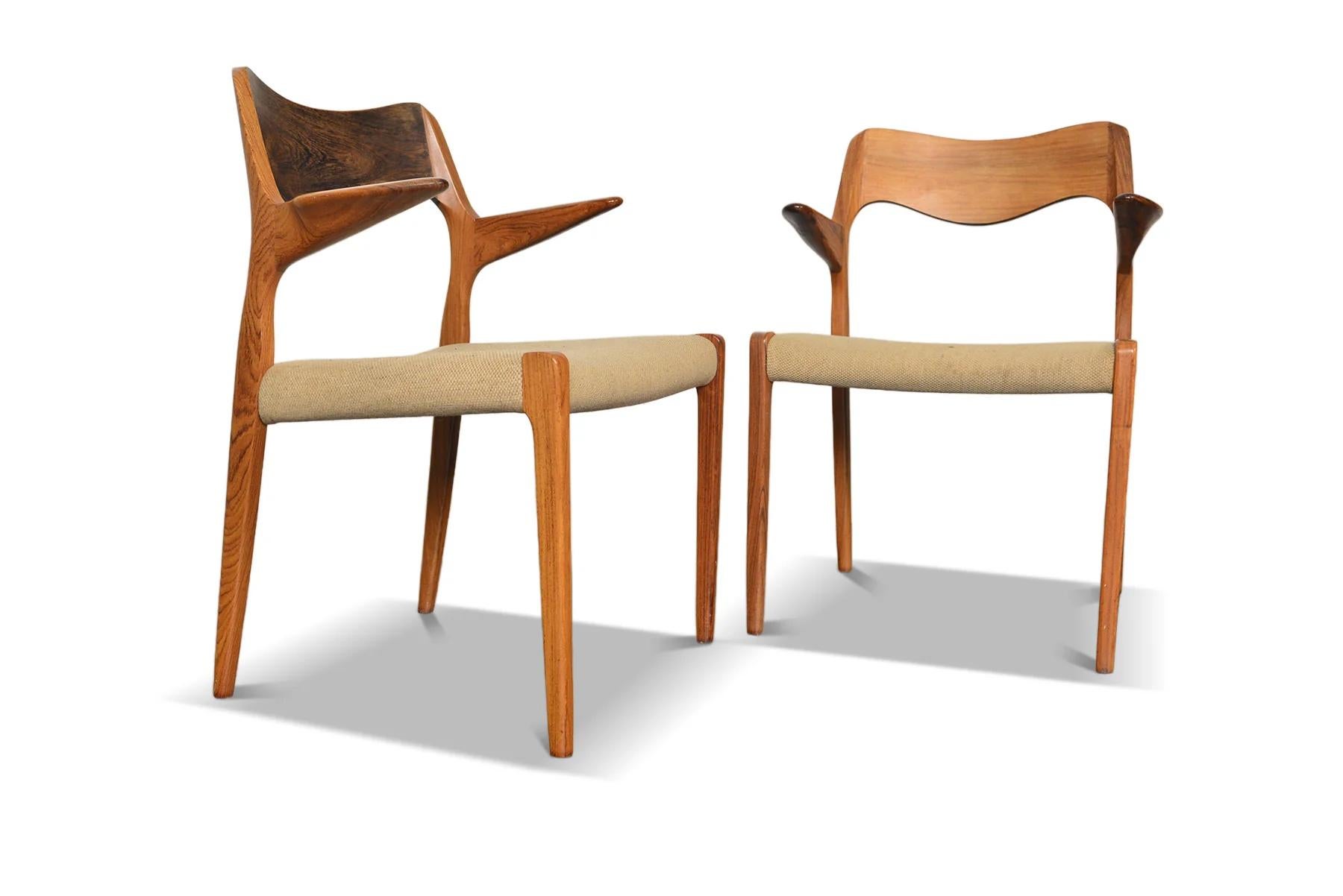 Mid-Century Modern Pair of j.l. Møller Model 55 Dining Armchairs in Rosewood For Sale