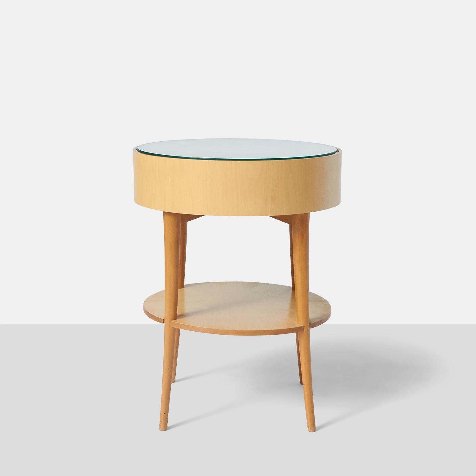 Wood Pair of Joaquim Tenreiro Side Tables For Sale