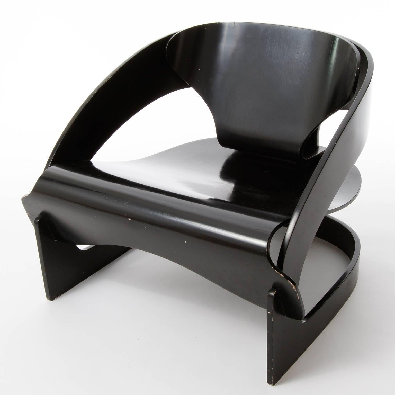 Mid-Century Modern Pair of Joe Colombo Chairs No. 4801, Black Plywood Wood, Kartell, Italy, 1960s For Sale