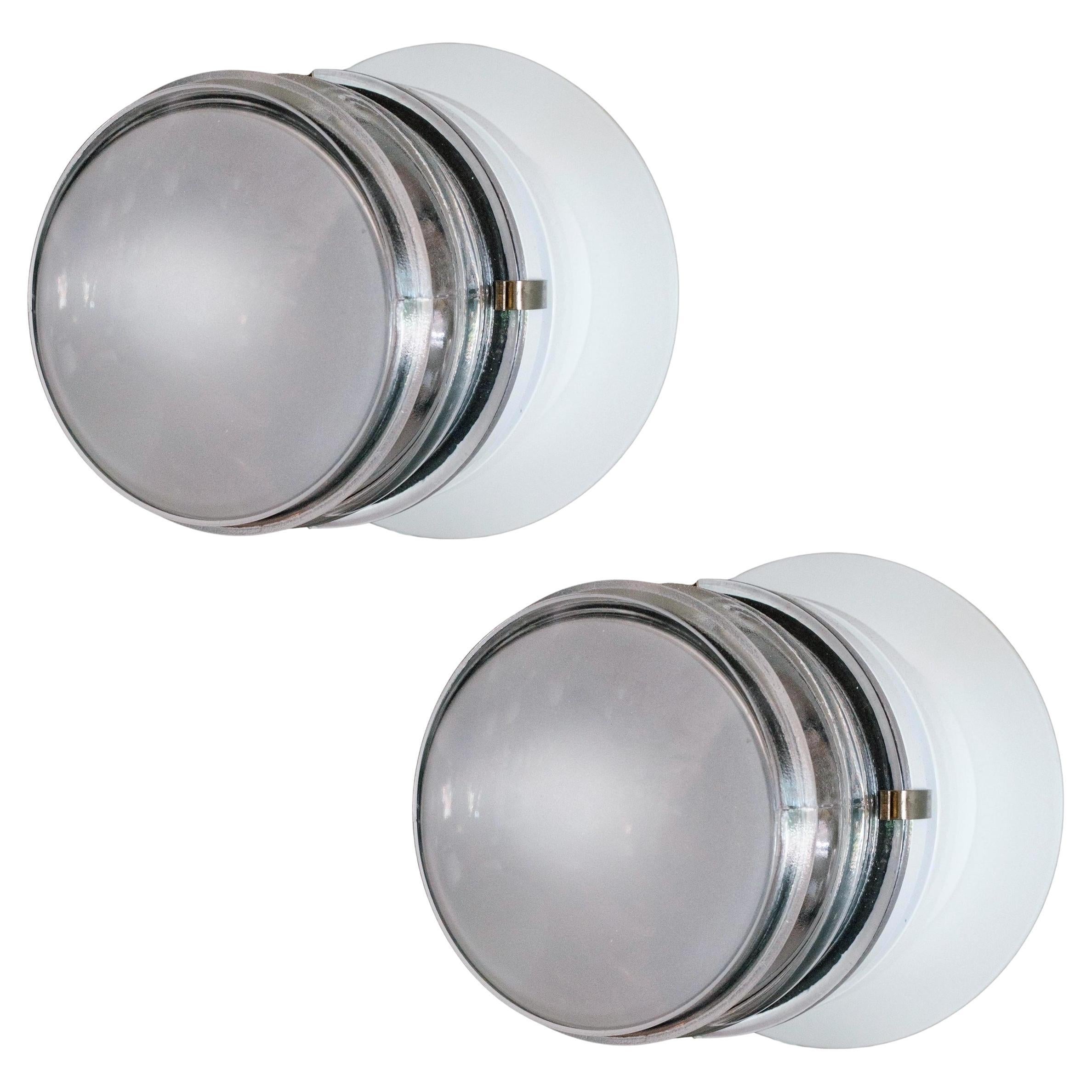 Pair of Joe Colombo 'Fresnel' Outdoor Wall Lamps for Oluce in White