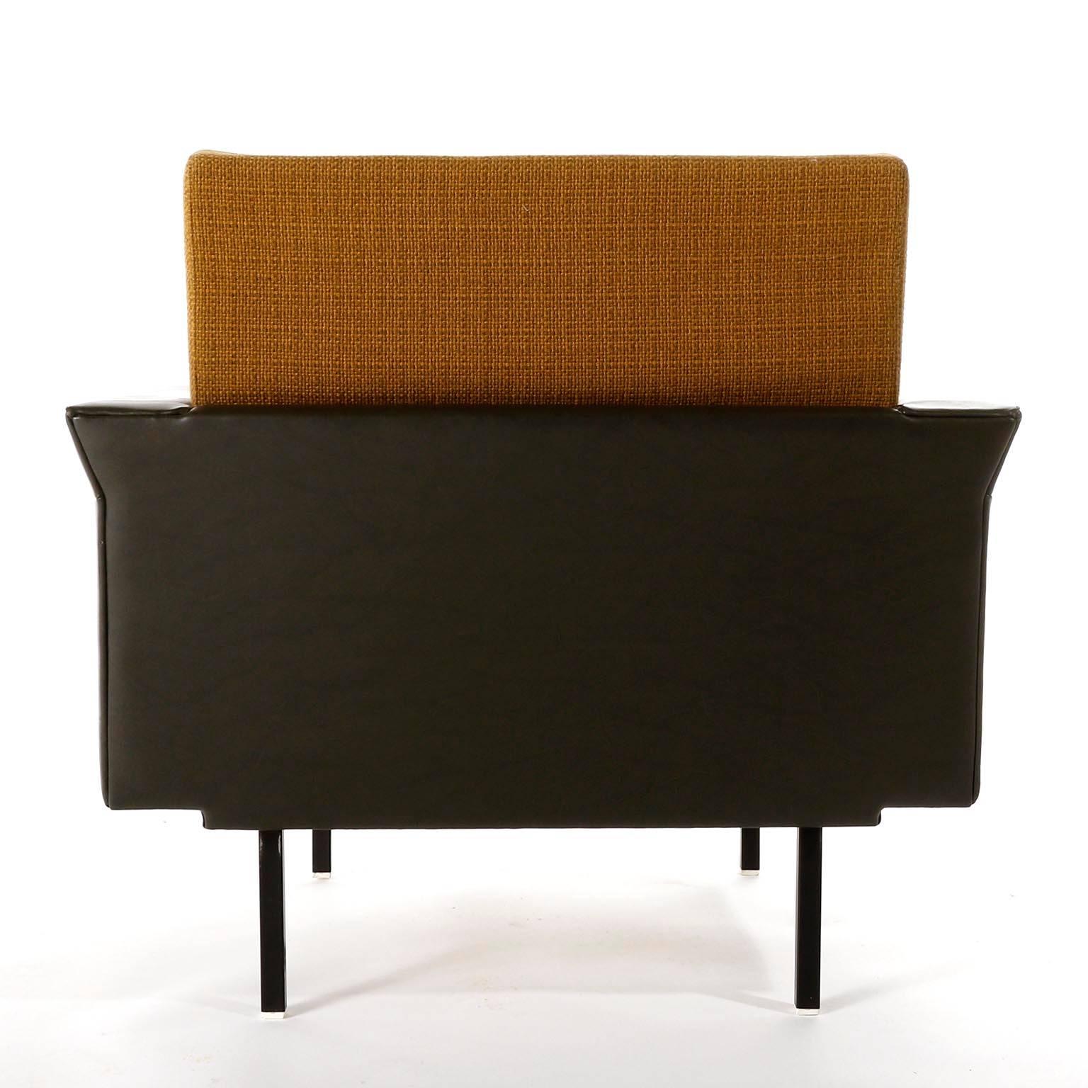 Milieu du XXe siècle Paire de fauteuils de salon Johannes Spalt par Wittmann, Autriche, années 1960 en vente