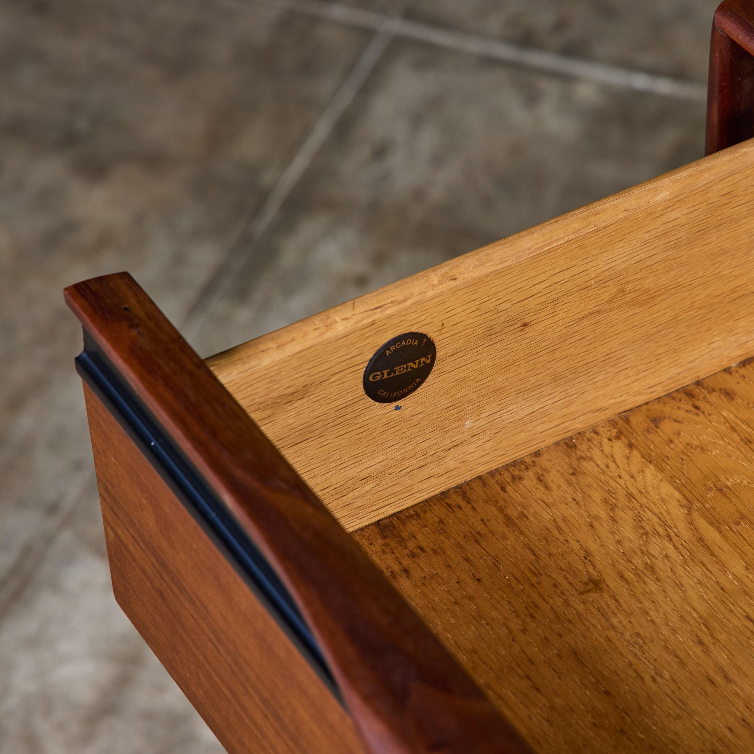 Pair of John Kapel Nightstands for Glenn of California For Sale 10