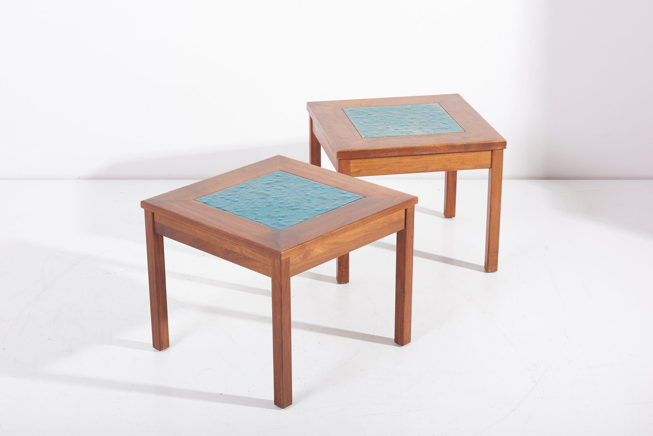 Signed pair of side tables or nightstands by John Keal for Brown Saltman in solid walnut and a copper inlay. Excellent condition.

