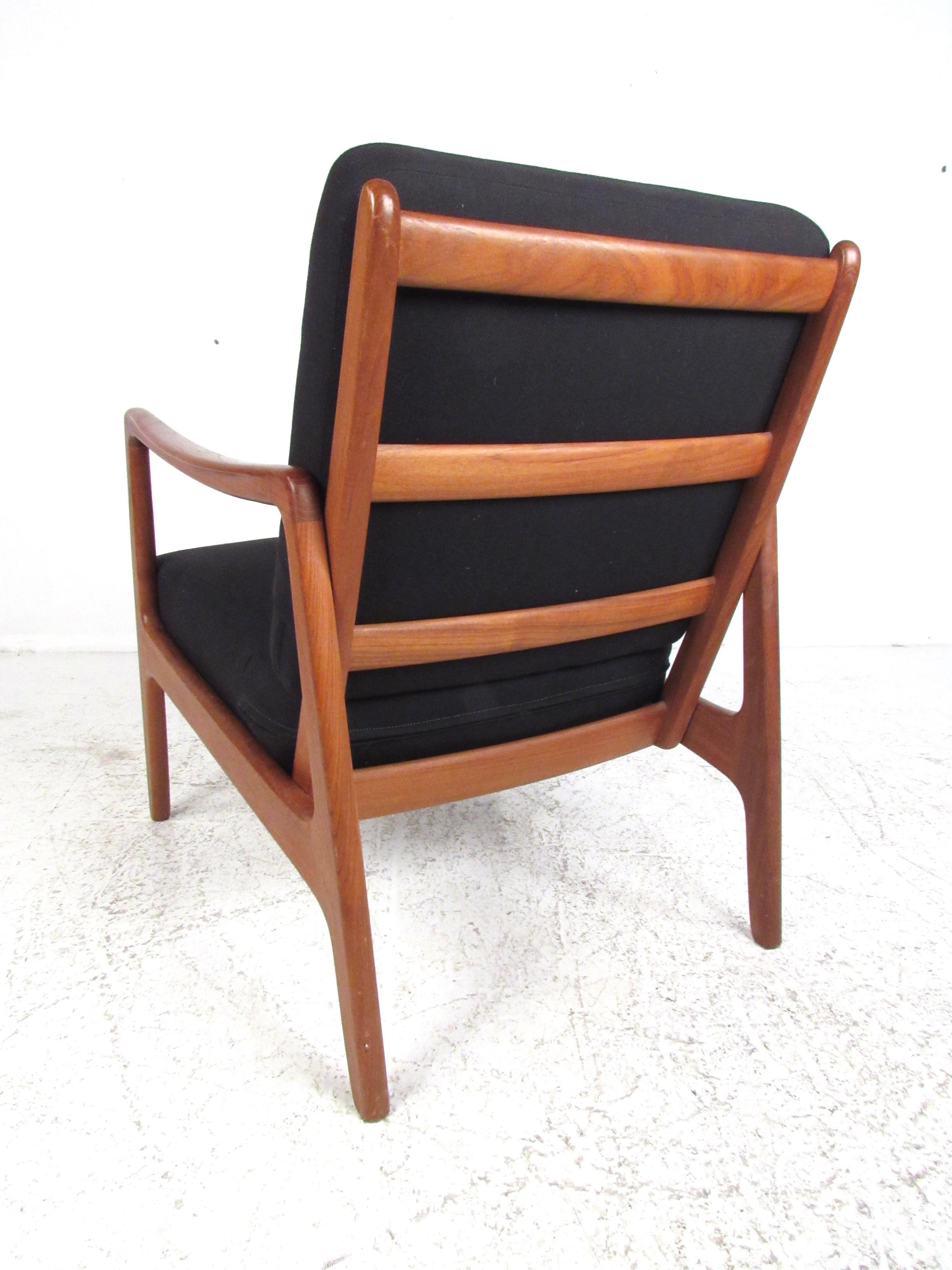 Mid-20th Century Pair of John Stuart Mid-Century Modern Chairs by Ole Wanscher