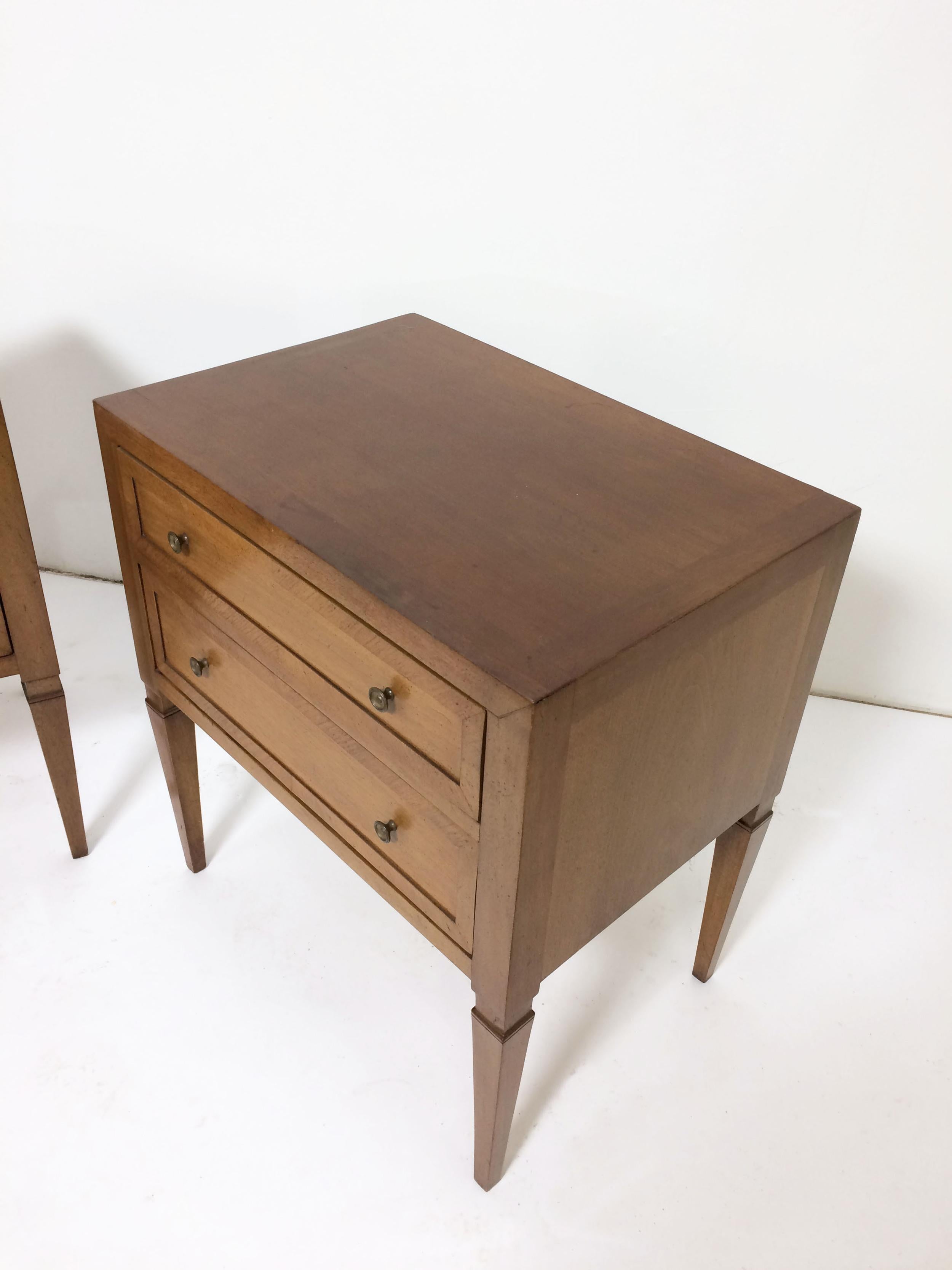 Pair of John Stuart Nightstands, circa 1960s In Good Condition In Peabody, MA