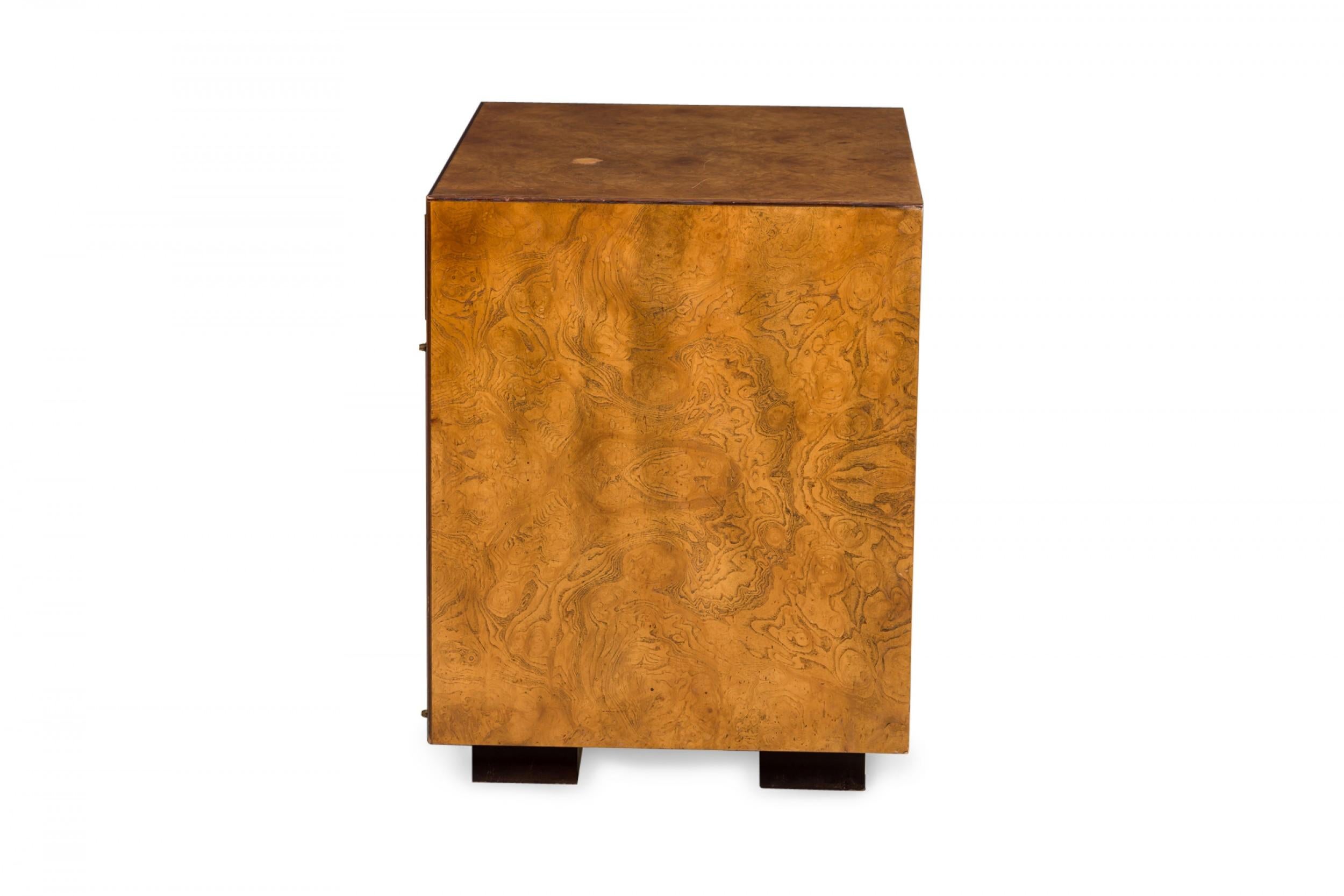 Mid-Century Modern Pair of John Widdicomb Burl Veneer and Brass Nightstands / Commodes For Sale