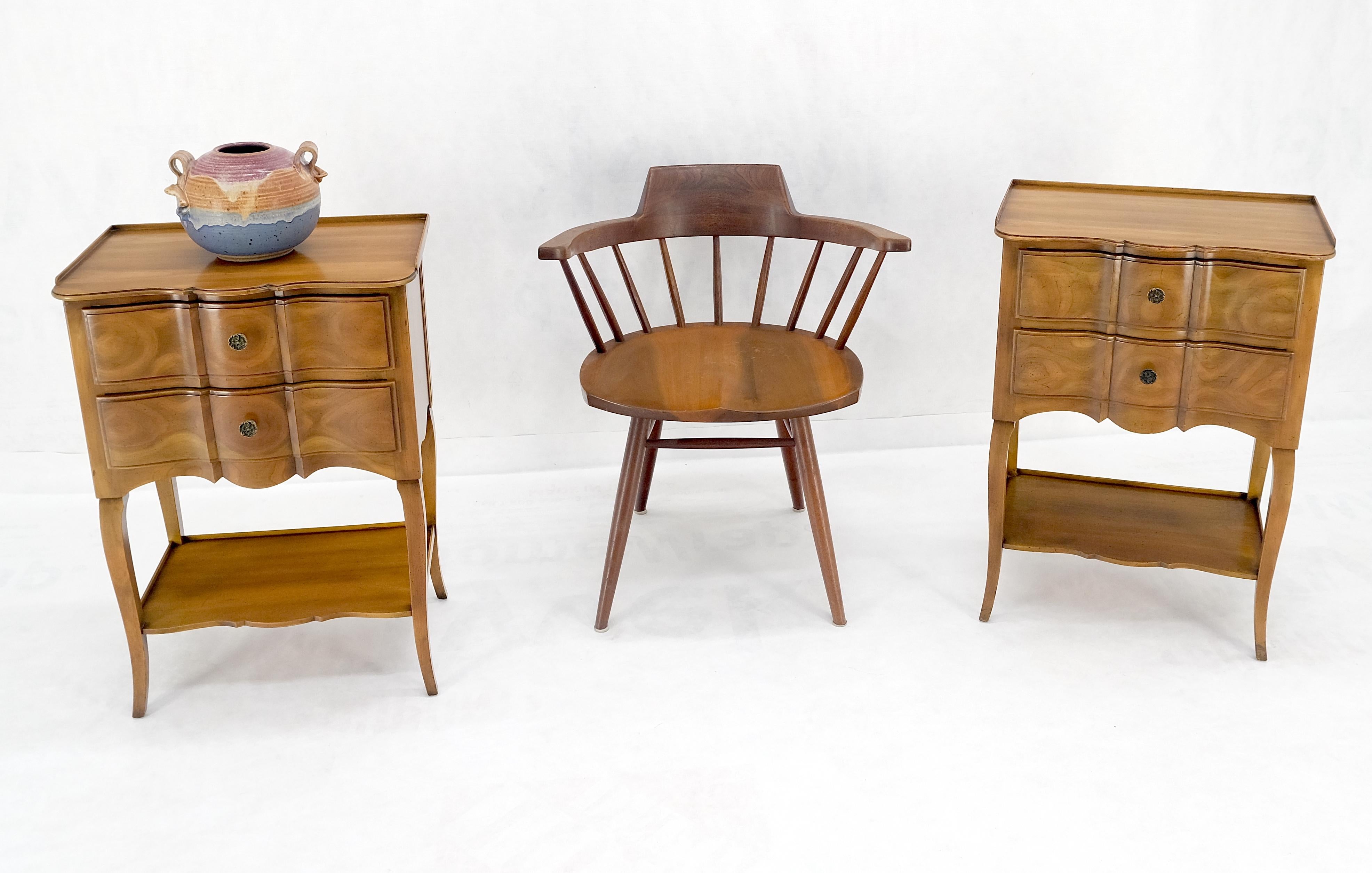 Coppia di comodini a due cassetti John Widdicomb MINT! in vendita 2