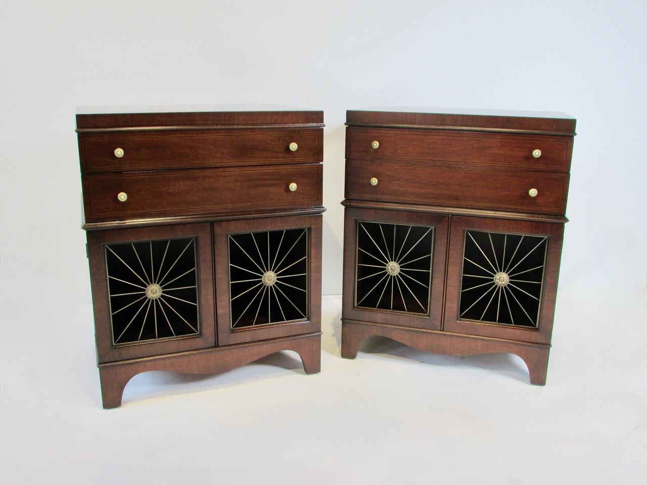 Pair of Johnson Furniture Mahogany Neoclassical End Tables or Nightstands  In Good Condition For Sale In Ferndale, MI