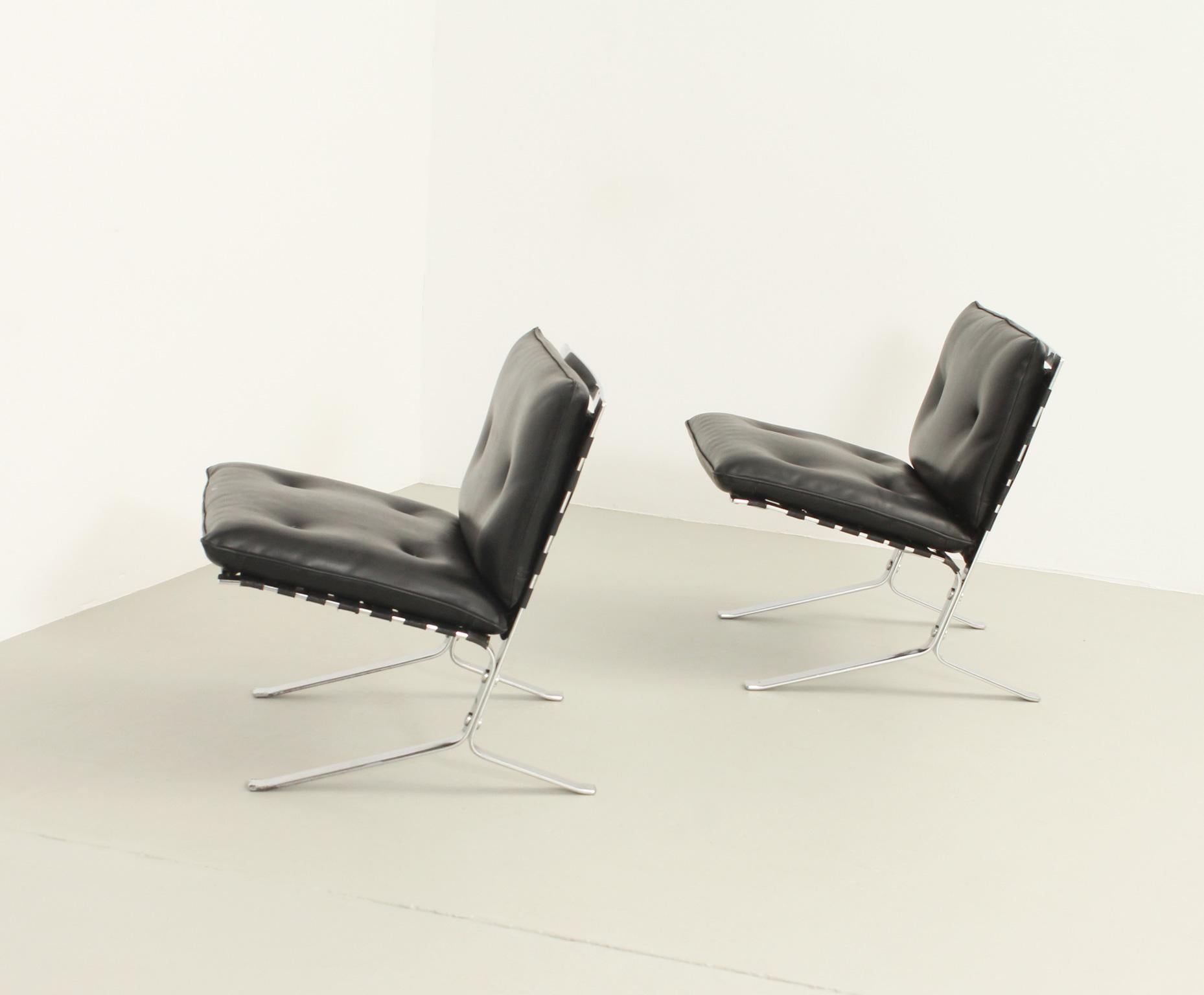 Pair of Joker Easy Chairs by Olivier Mourgue, France, 1960 3