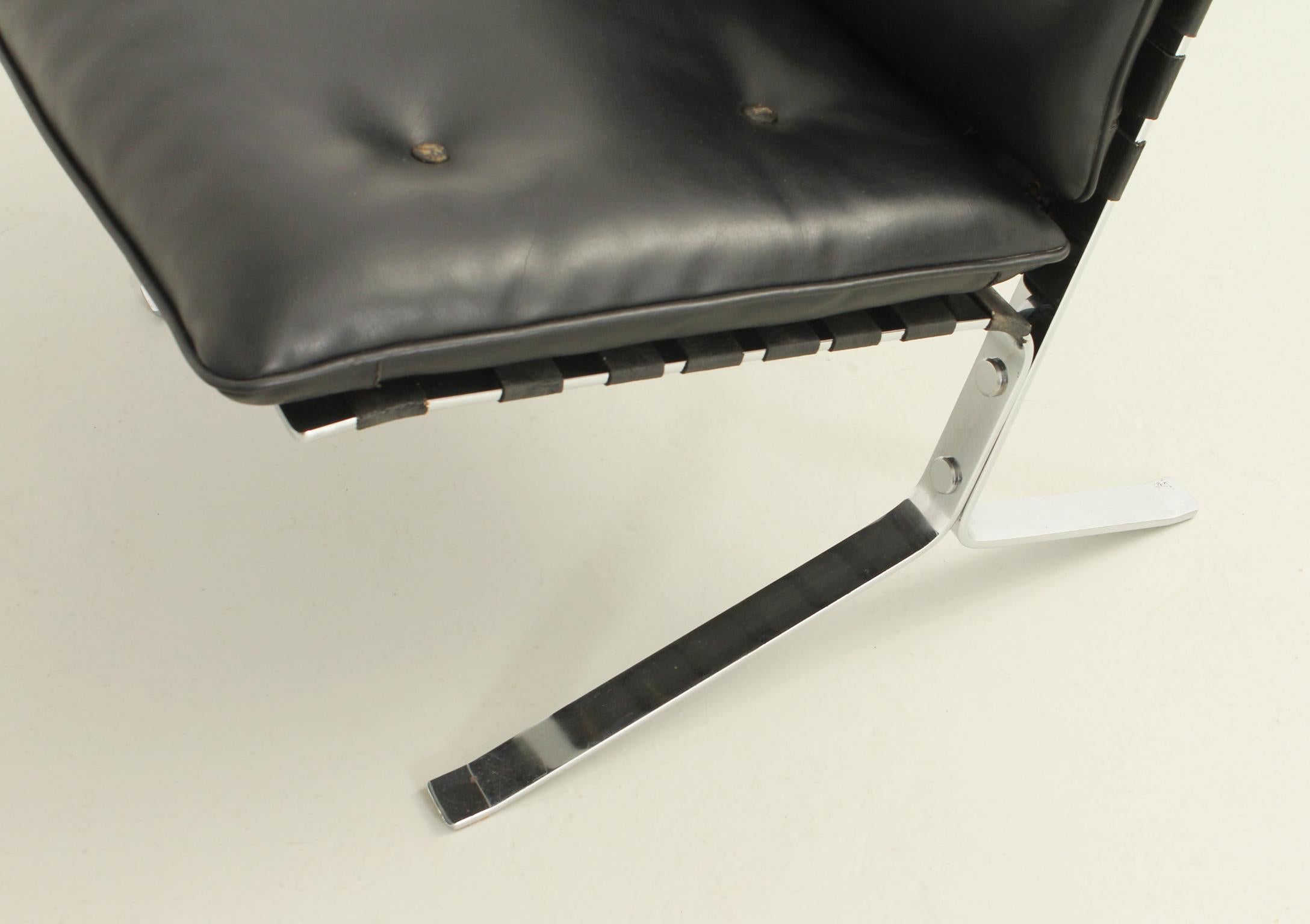 Pair of Joker Easy Chairs by Olivier Mourgue, France, 1960 In Good Condition In Barcelona, ES