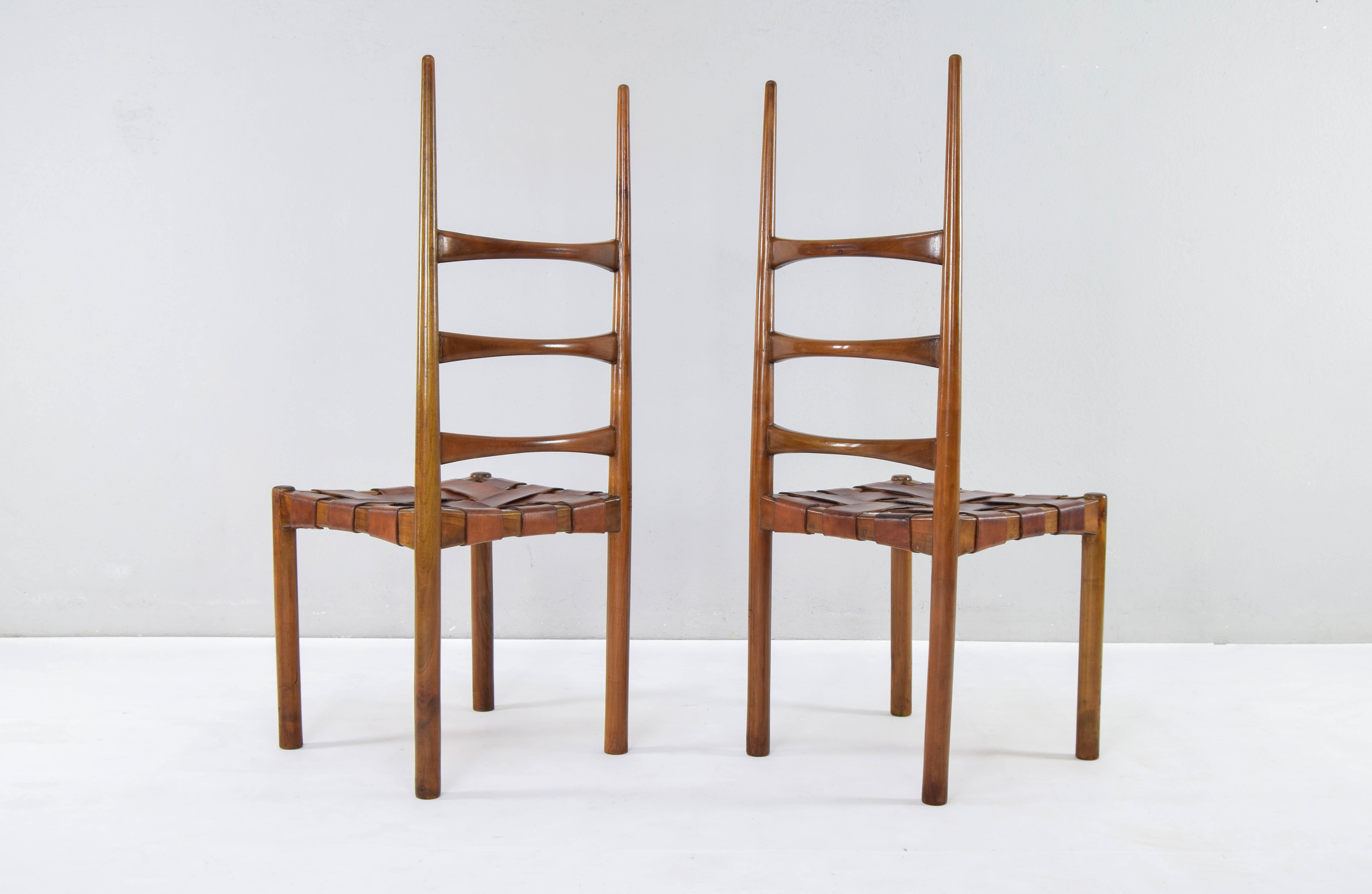 Pair of Jordi Villanova Billar Mediterranean Modern Chairs, Spain 60s In Good Condition In Escalona, Toledo
