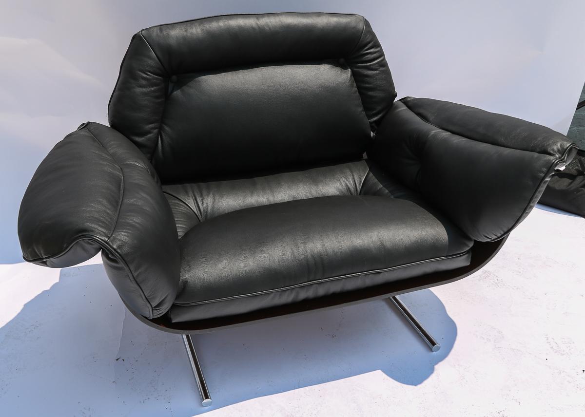 Leather Pair of Jorge Zalszupin 1960s Brazilian Jacaranda Presidencial Lounge Chairs  For Sale