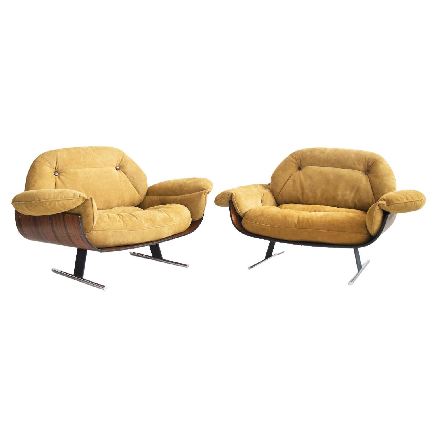 Pair of Jorge Zalszupin Presidential Armchairs of Hardwood and Suede